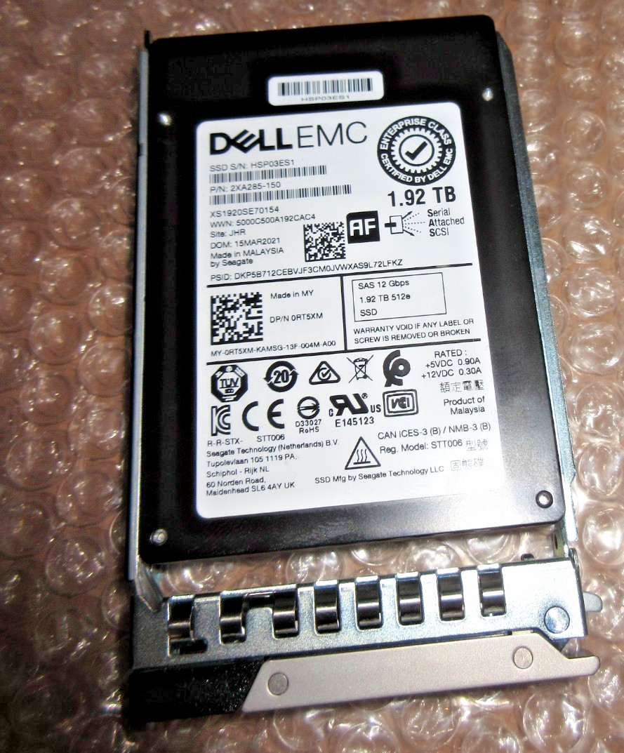 RT5XM DELL EMC 1.92TB SAS 12Gbps 512e 2.5in SSD XS1920SE70154