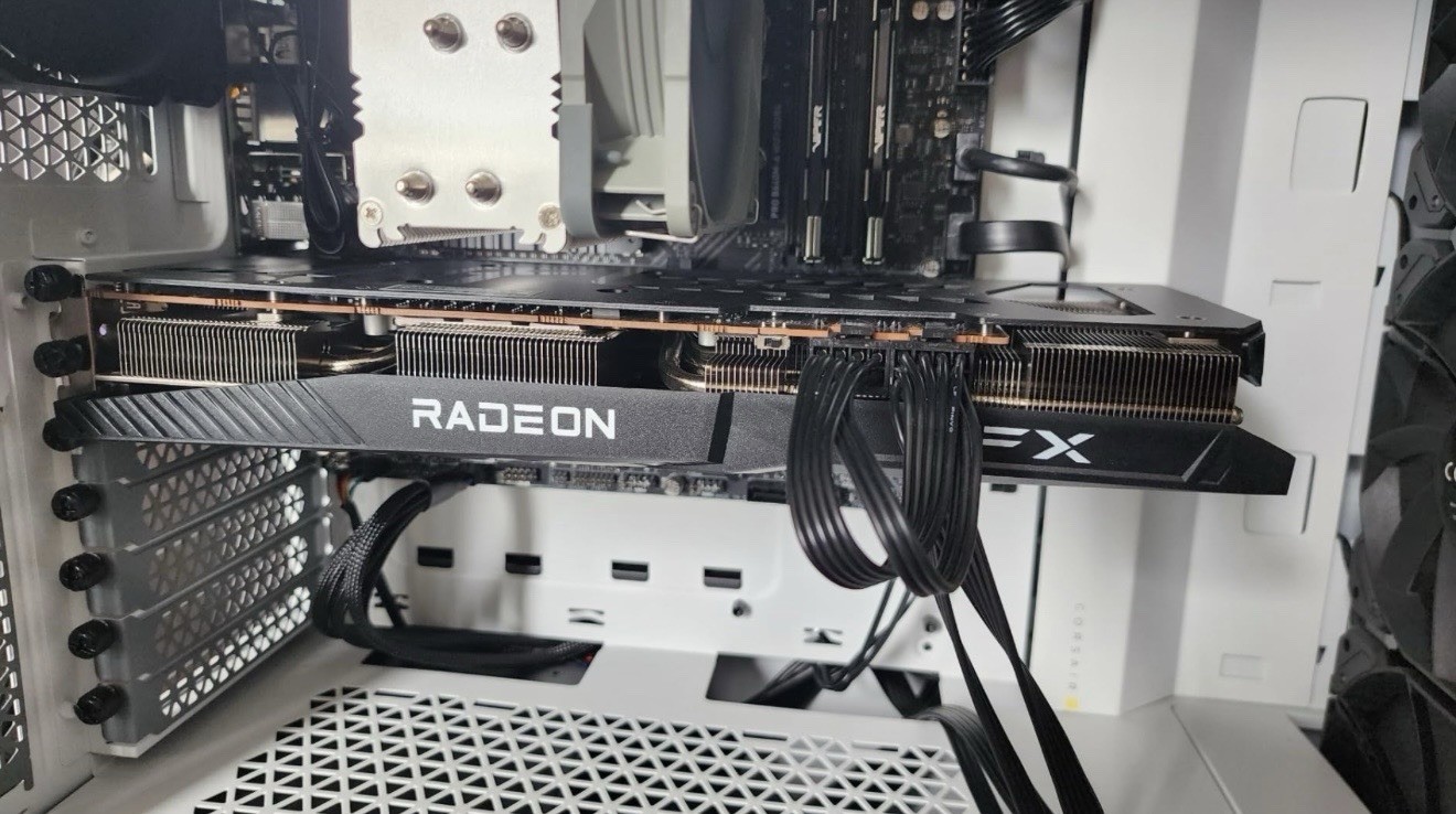 RARE XFX SPEEDSTER SWFT 309 Radeon RX 6700 XT 12GB GDDR6 Graphics Card