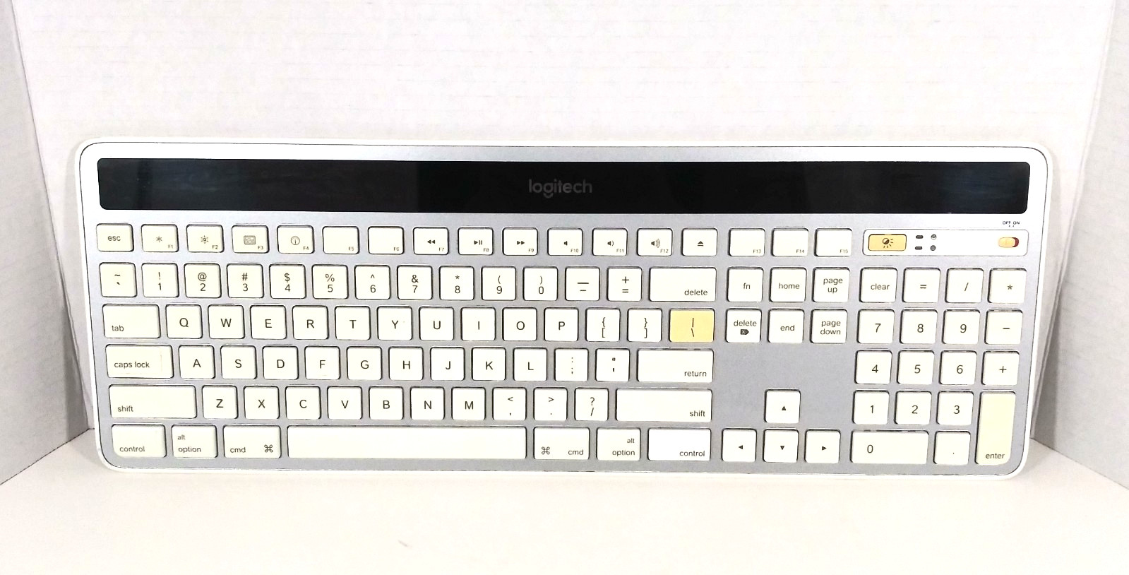 Logitech K750 Wireless Solar Keyboard - NO Receiver - White (NEEDS NEW BATTERY)