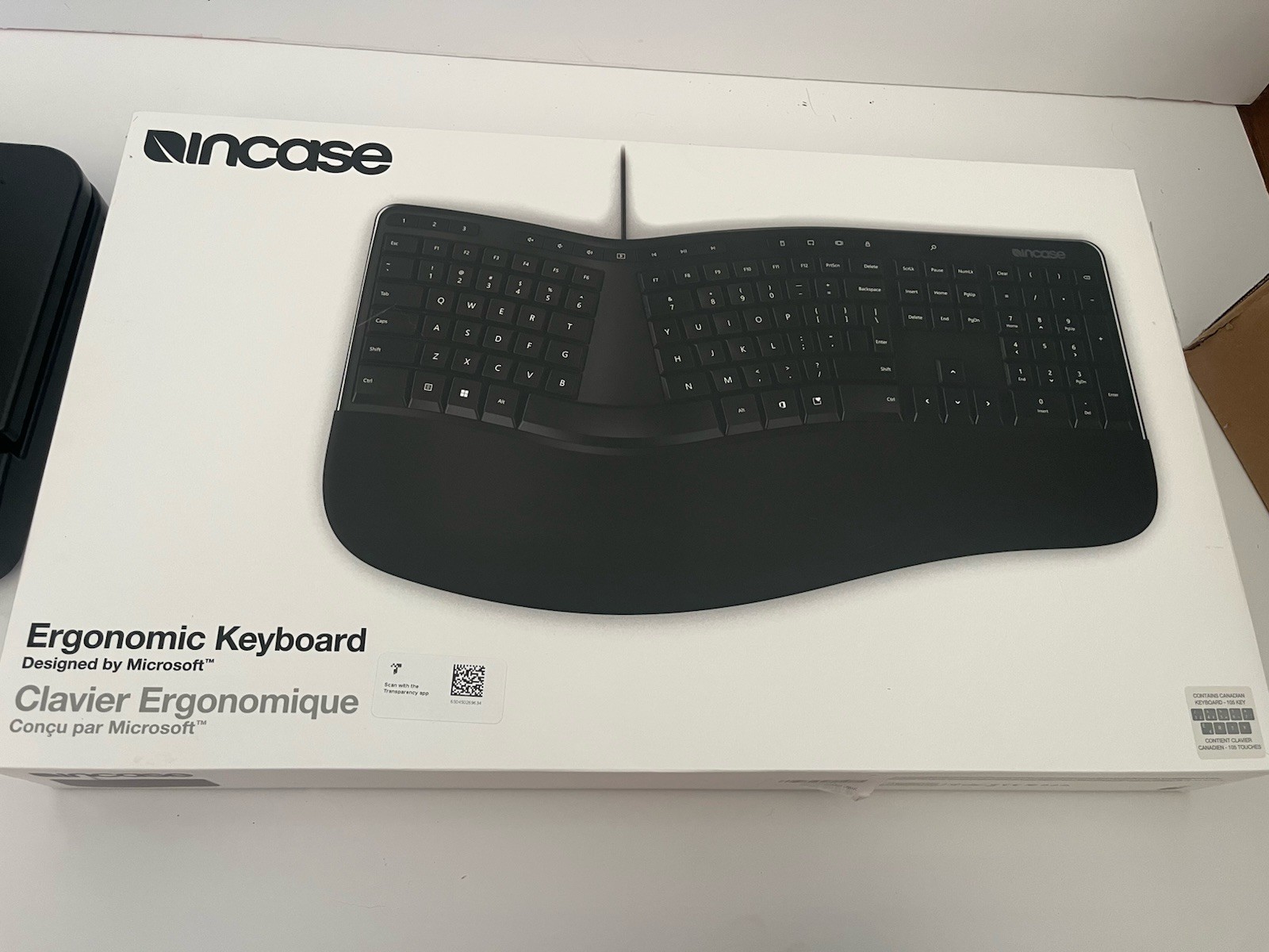 Incase Ergonomic Wired USB Keyboard French QWERTY Wrist Rest Numeric Keypad