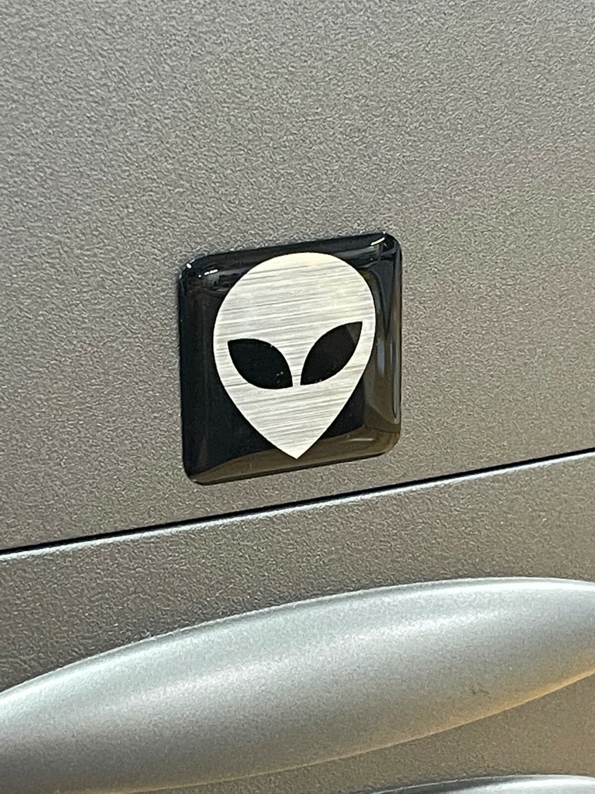Alienware PC Alien Head Logo Restoration Computer Case Badge 1x1 DOMED Sticker