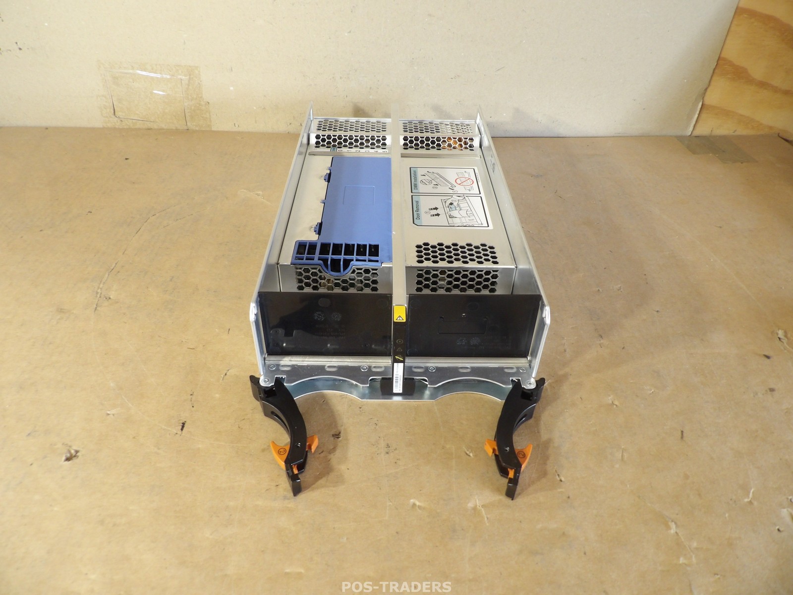 EMC Storage Processor Data Module 110-113-436B-01 - INCL 6X 4GB 100-562-479