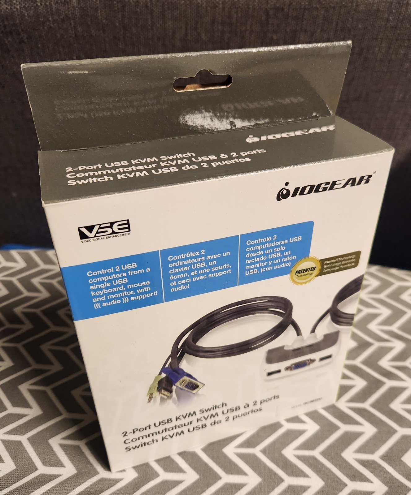 IOGEAR GCS22U 2-Port USB KVM Switch