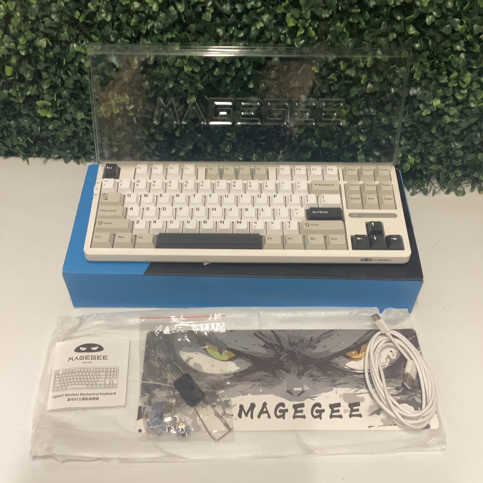 MageGee Light 87 Wireless Mechanical Keyboard White