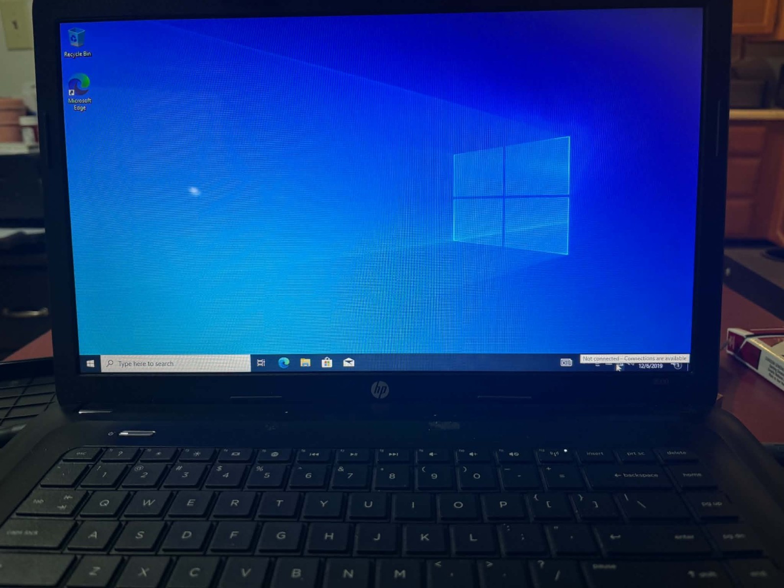 1 HP 2000 Notebook 15.6in AMD E1-1500 1.48GHz 4GB