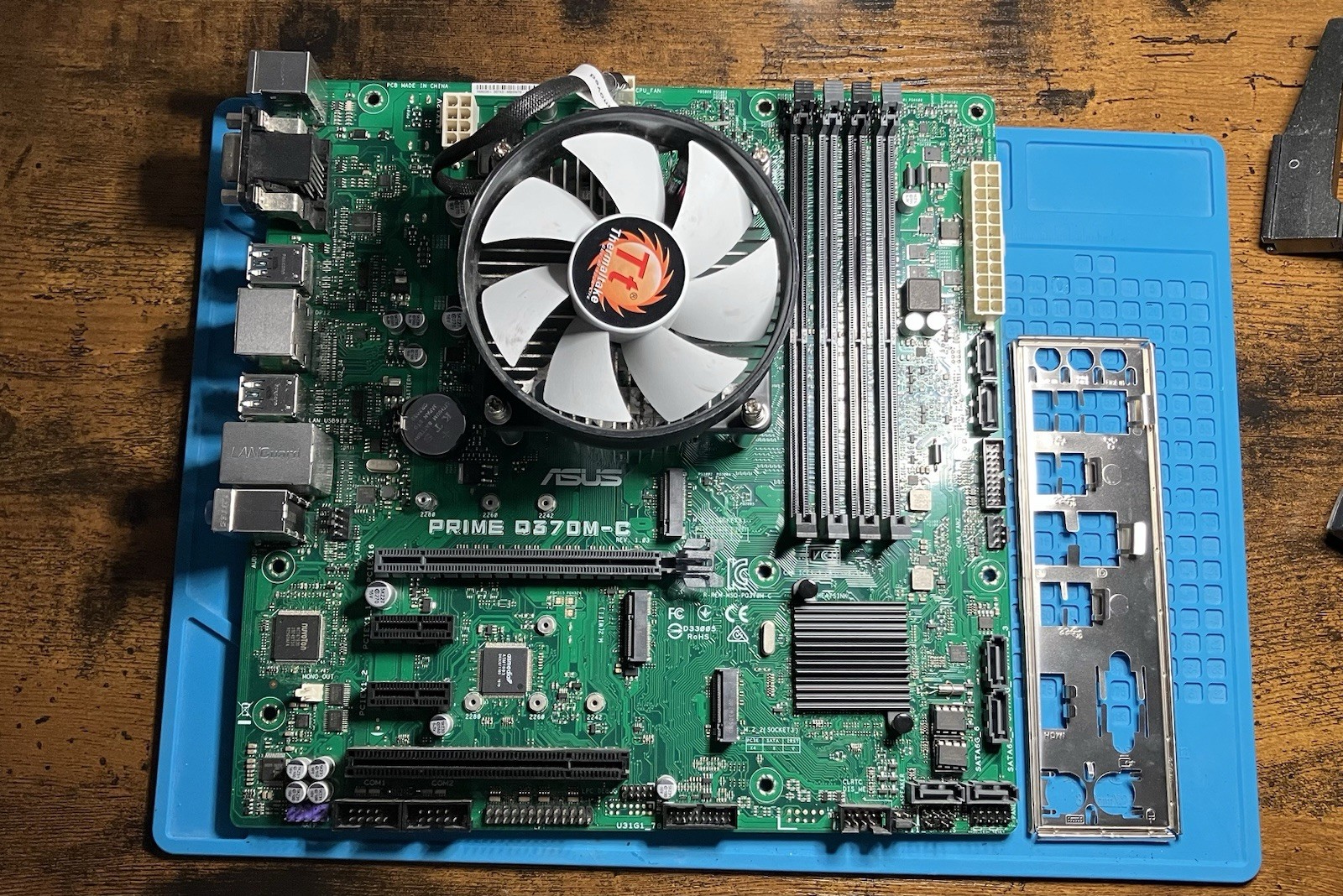 Intel Core i5-8400 8th Gen w ASUS Prime Q370M-C LGA1151 Motherboard & Air Cooler