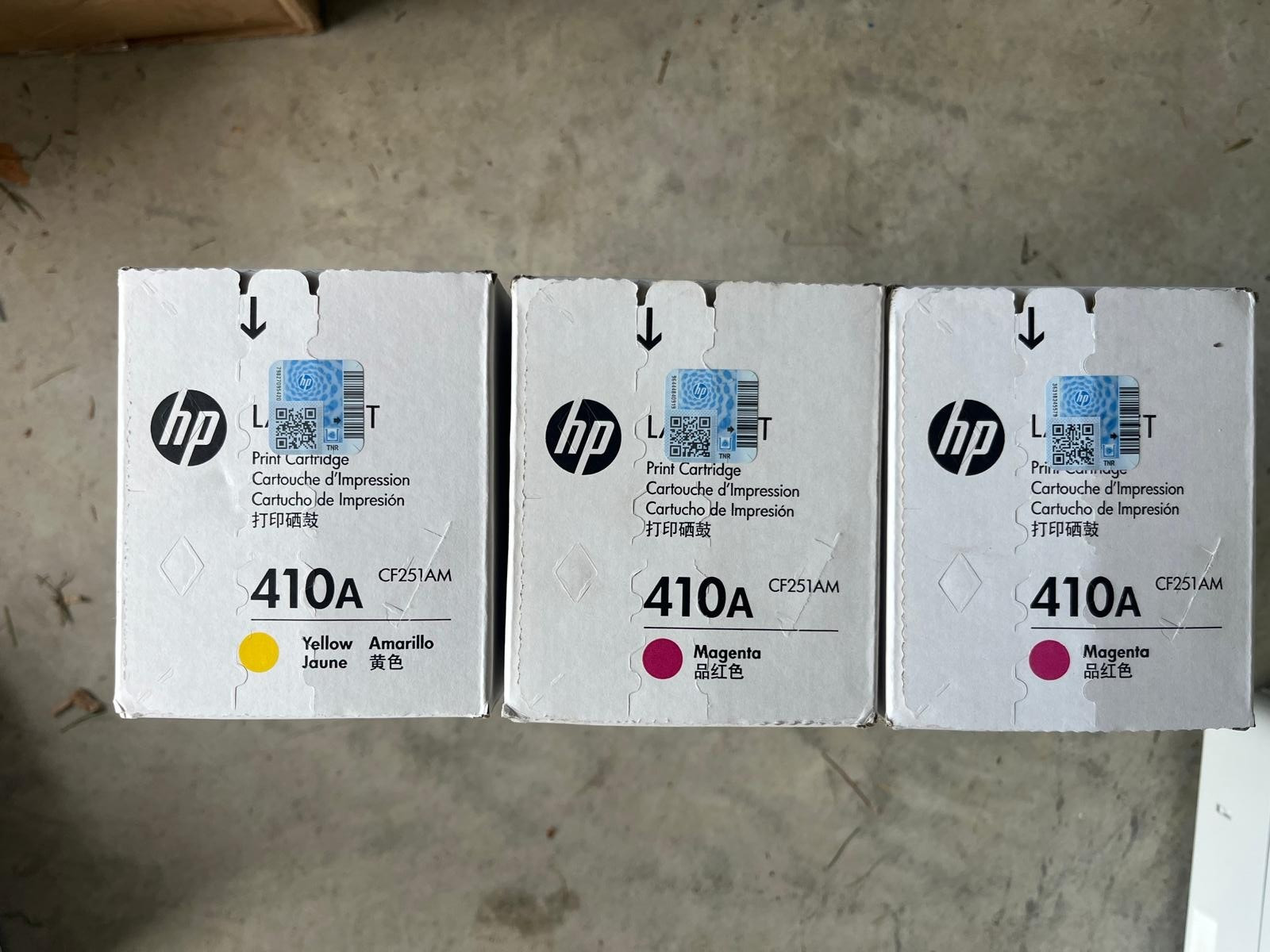 3 Genuine HP 410A Toner Cartridges 2 Magenta 1 Yellow CF251AM New