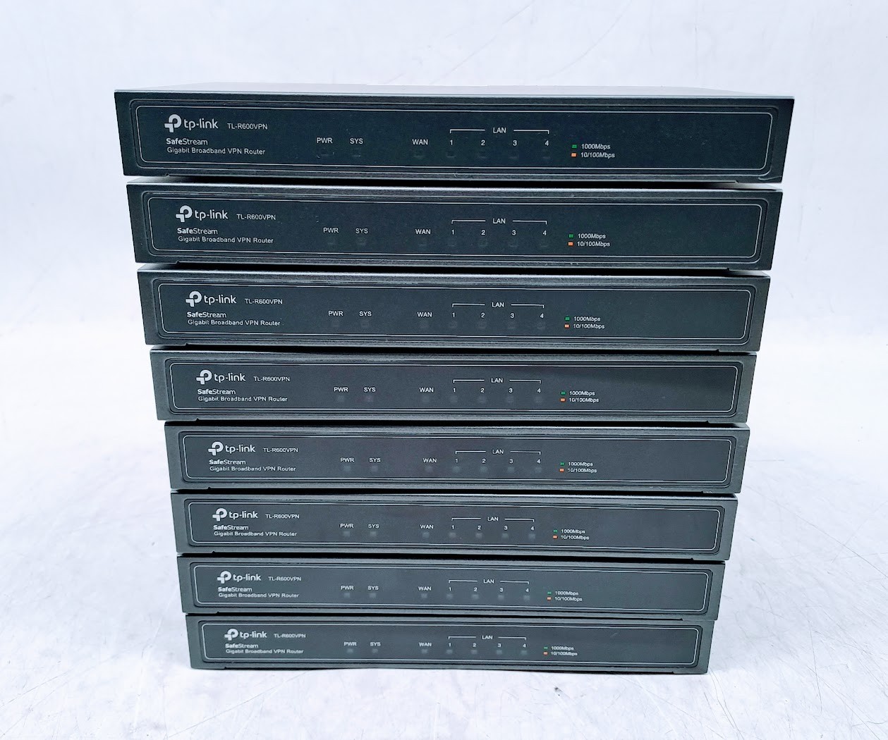 Lot of 8 TP-Link TL-R600VPN SafeStream Gigabit Broadband VPN Router
