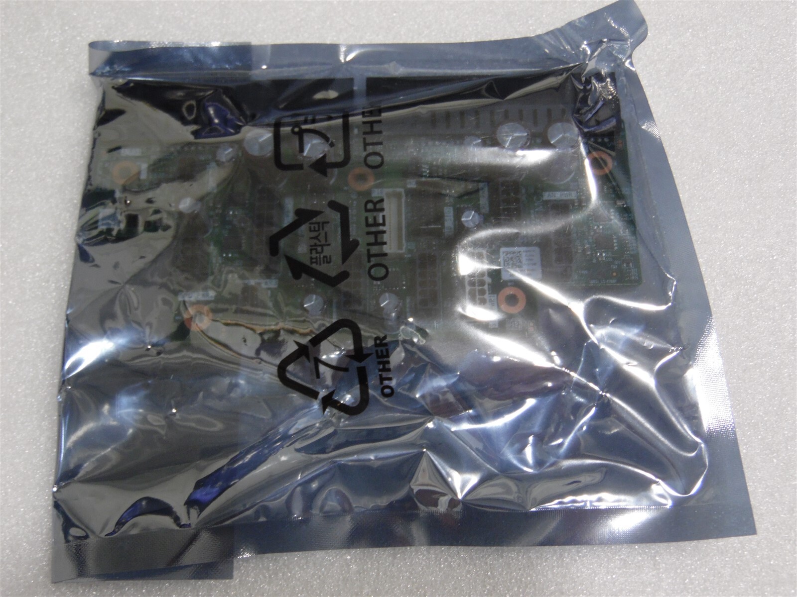 DELL EMC POWEREDGE T550 TOWER POWER INTERFACE BOARD PIB CARD T9NH9