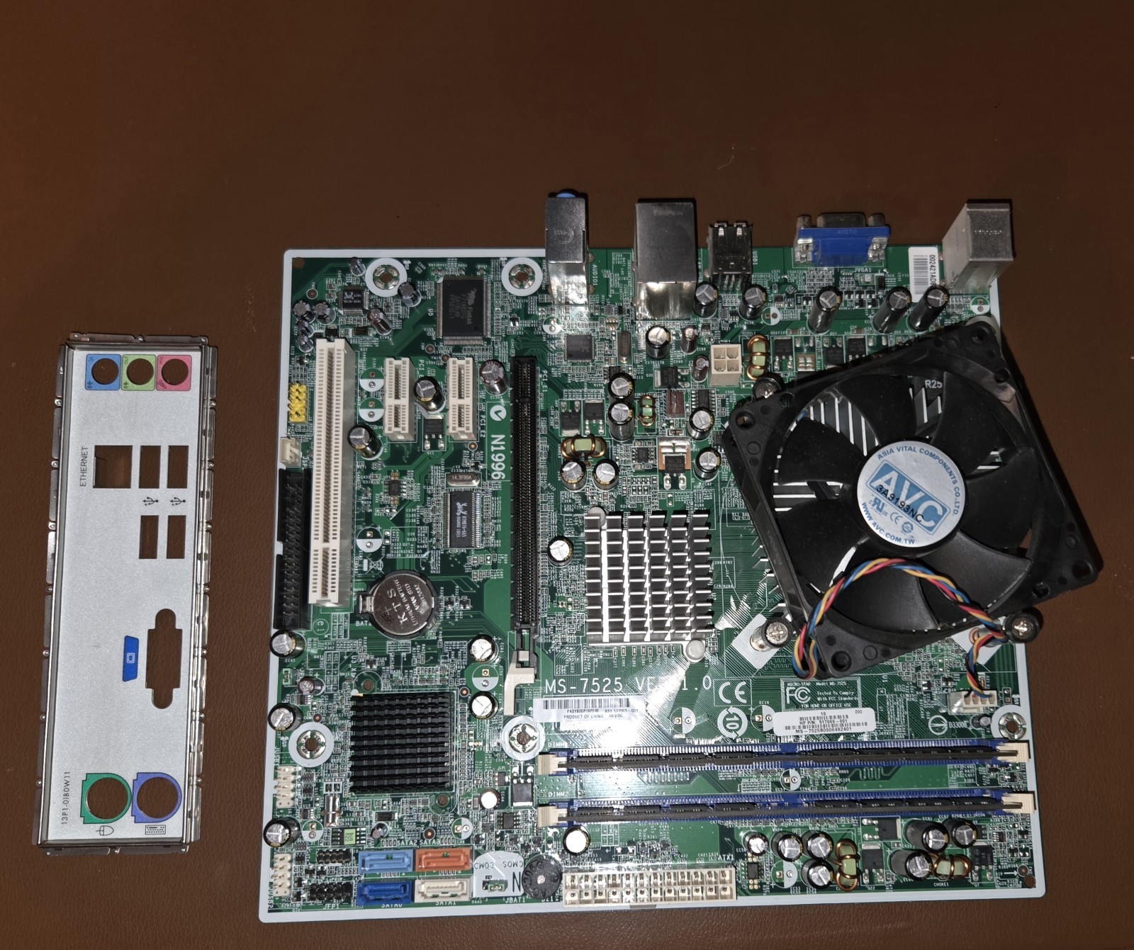 HP MS-7525 Desktop Motherboard, 4GB RAM, Pentium Dual Core E5200, 517069-001