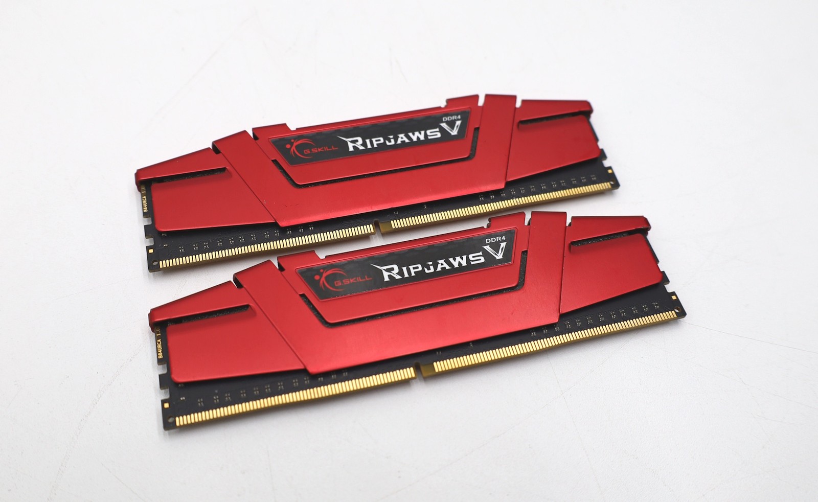 G.Skill RipJaws 16GB Kit (4x4GB) DDR4 2400MHz F4-2400C15D-8GVR