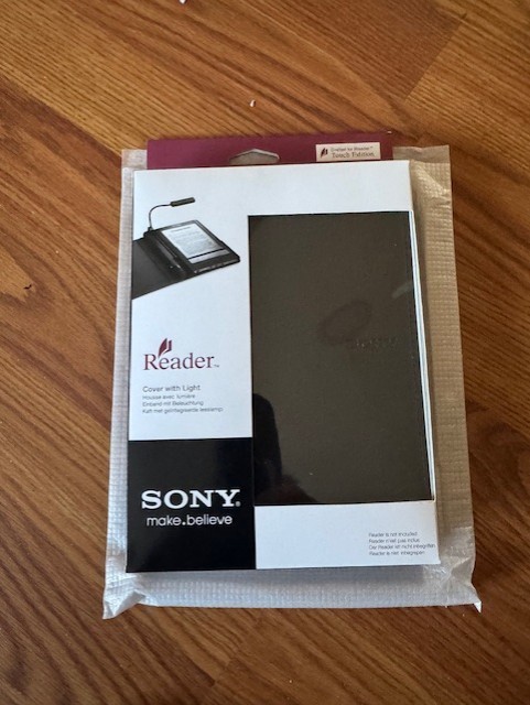 Genuine Sony PRSA-CL35/LC Black  eBook Reader Digital Pocket Cover With  Light