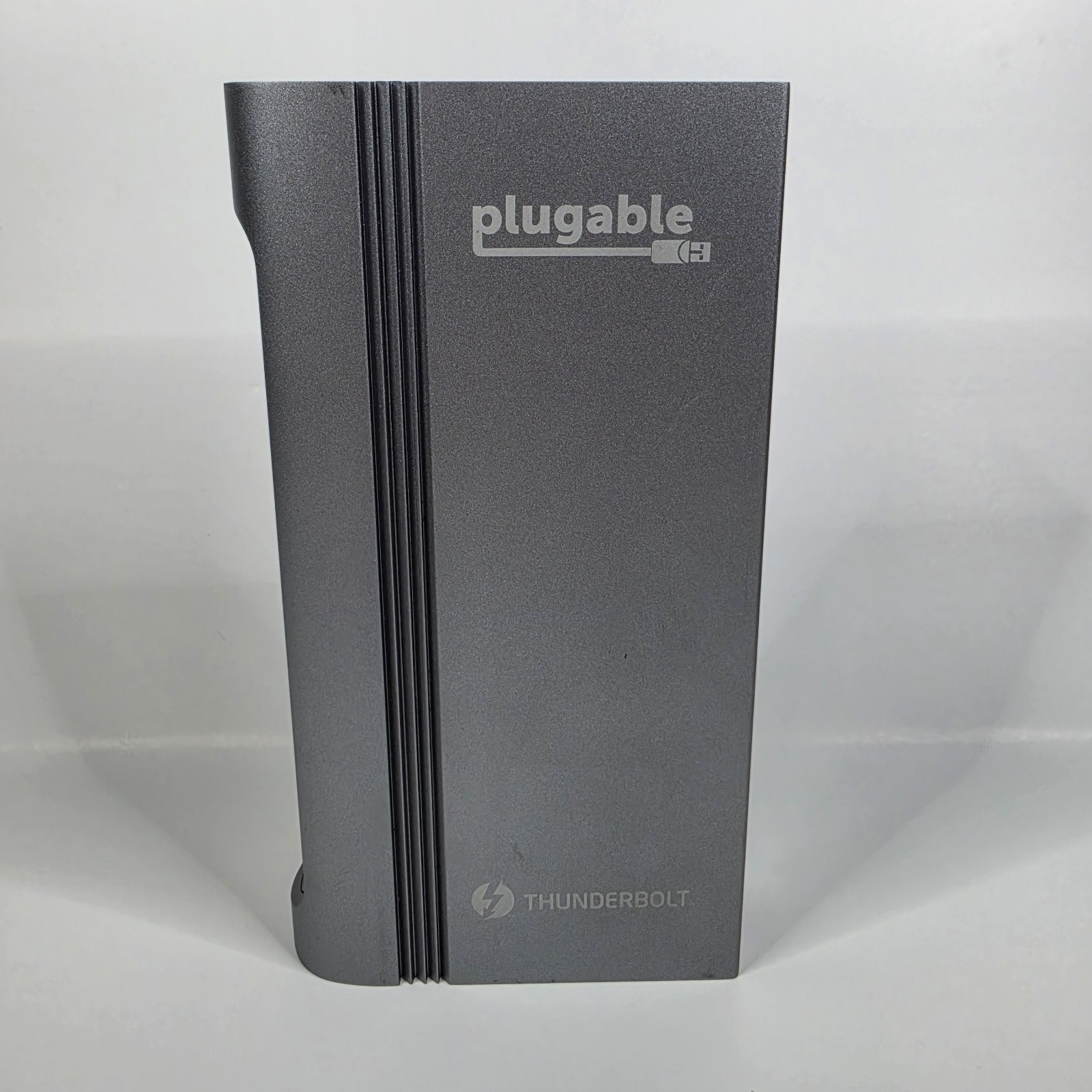 Plugable TBT3-UDZ Thunderbolt and USB-C Dual Monitor Docking Station NO CORDS