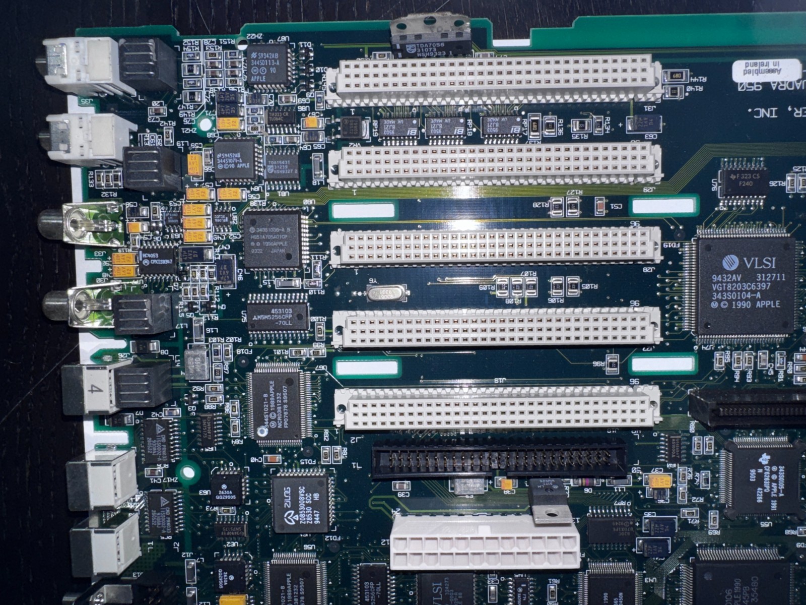 Apple Quadra 950 Logic Board 820-0331-A with RAM Motherboard UNTESTED As-Is