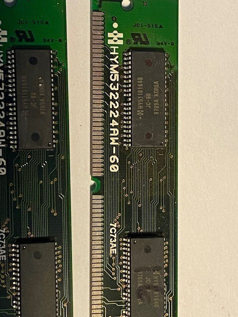 8MB EDO RAM 72-pin 2Mx32 Non-Parity PS/2 Simm 60ns 'Hyundai HYM532224AW-60