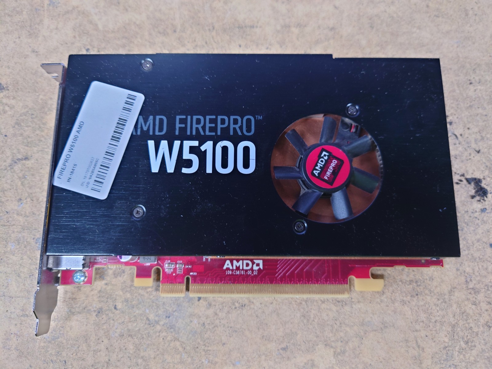 AMD FirePro W5100 PCIe x16 Workstation Graphics Card Fan 4x DisplayPort Multi