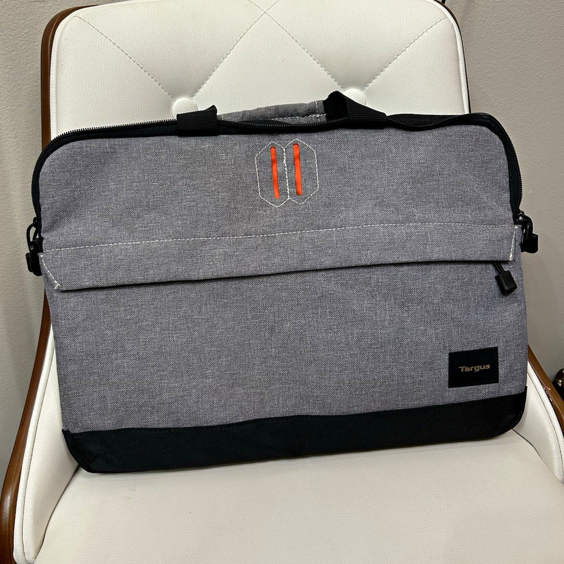 Targus Strata Slipcase 15.6in Padded Polyester Sleeve Case, Gray/Black AC0145