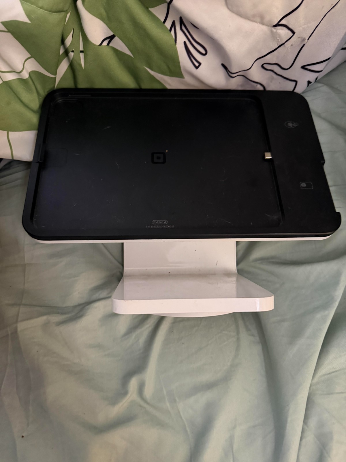 Square Tabletop Stand - Glossy White