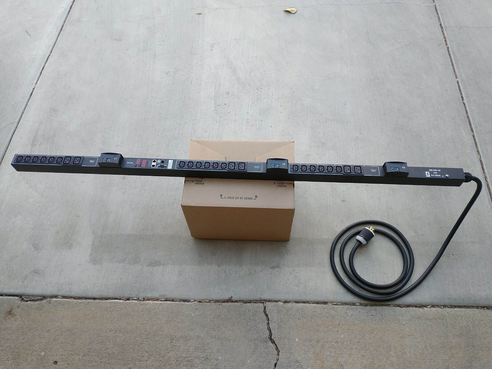 Raritan Rack Distribution Unit PX2-1525V-E2