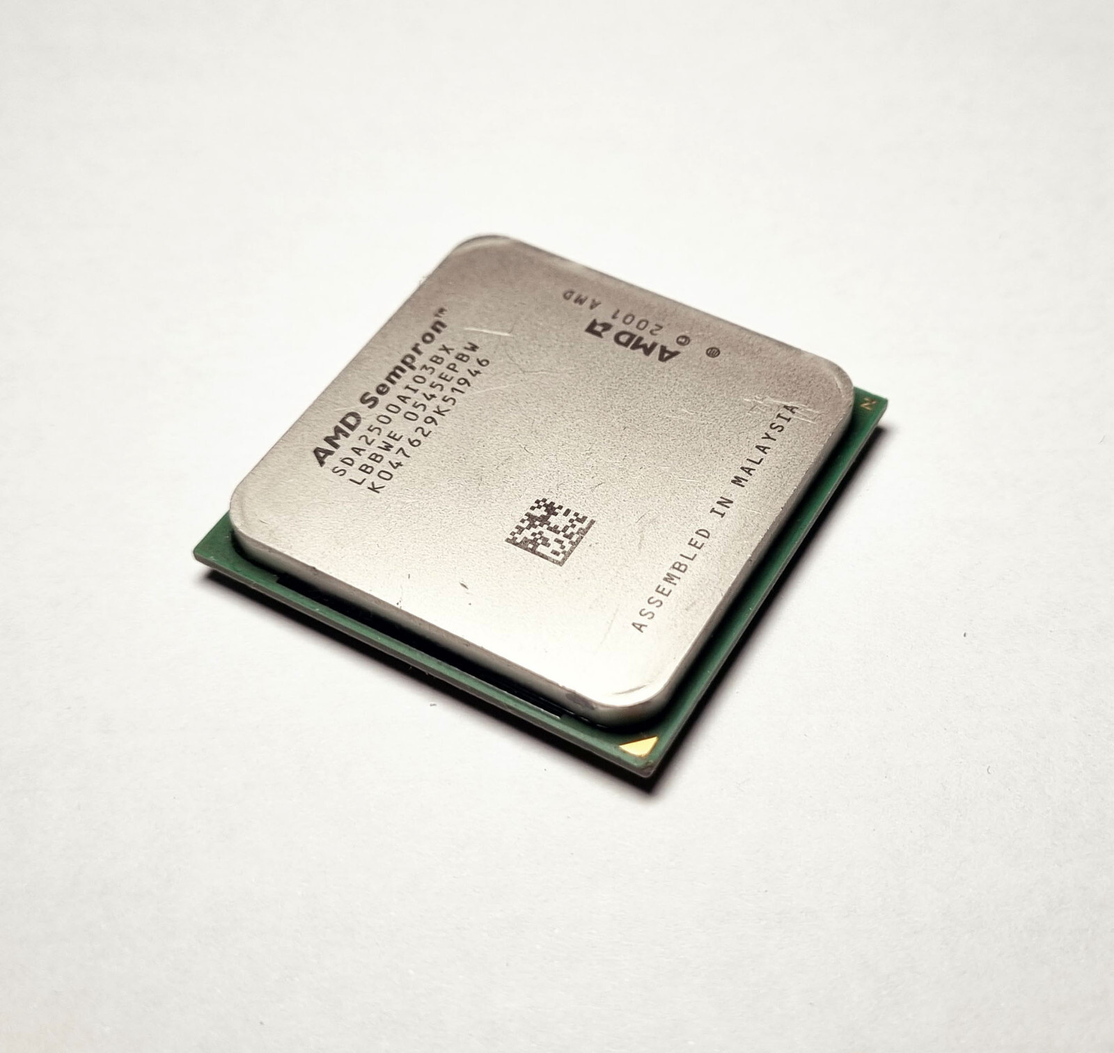 AMD Sempron 2500+  1.4 GHz - SDA2500AIO3BX Socket 754