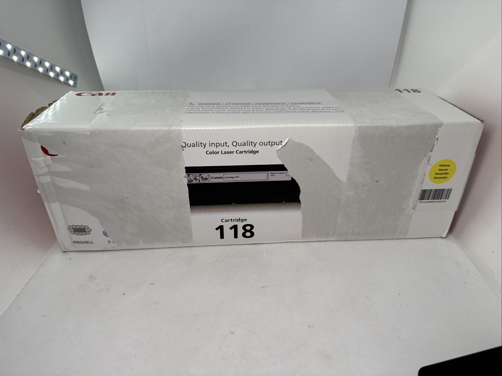 Genuine Canon 118 Yellow Toner Cartridge New in Sealed Box (Ripped Packaging )