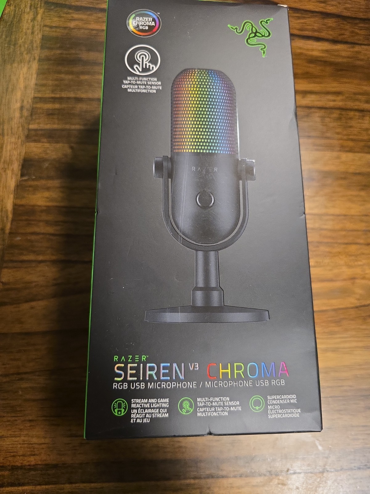 Razer Seiren V3 Chroma USB Condenser Microphone, Supercardioid, Tap-to-Mute