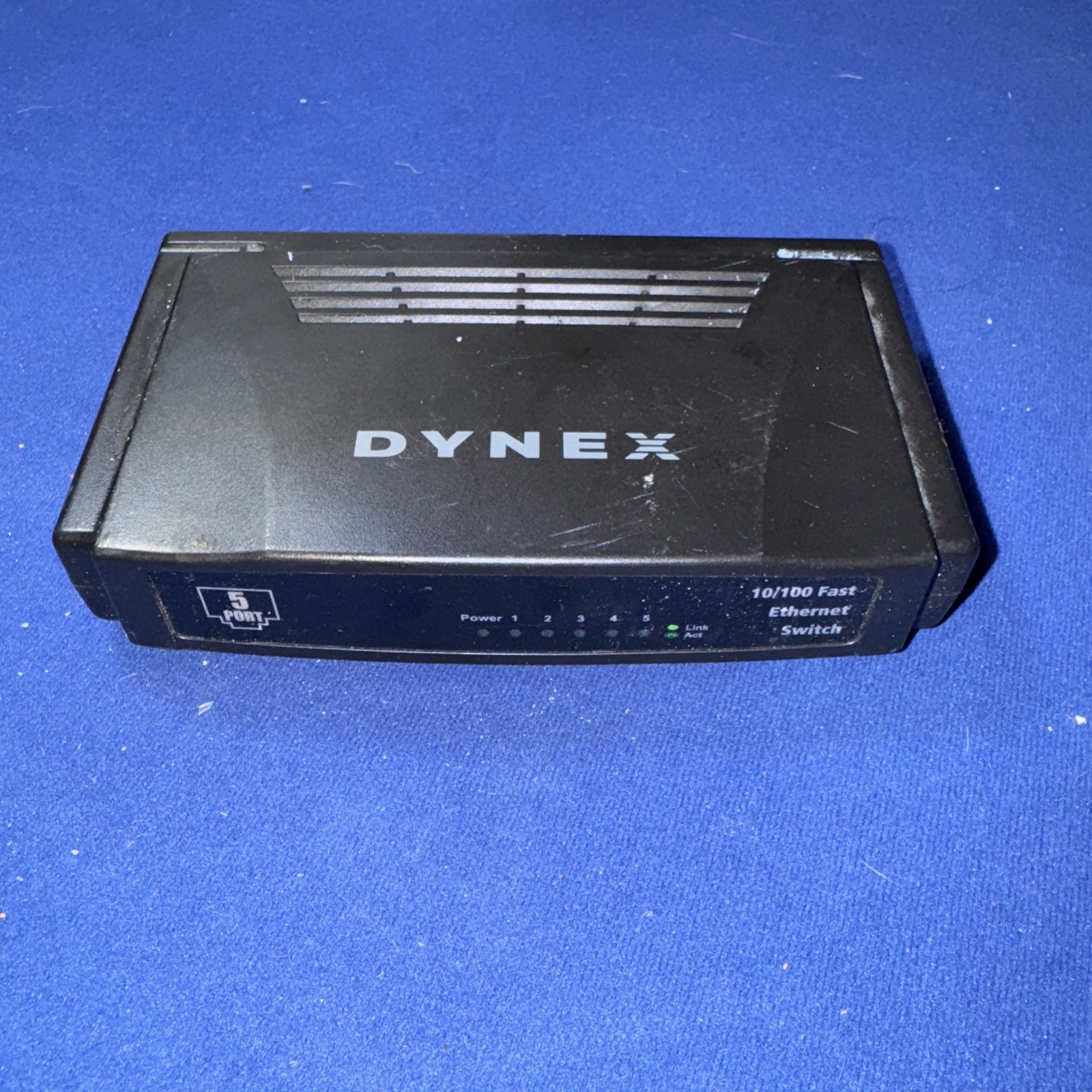 DYNEX DX-ESW5-10/100 FAST 5-PORT ETHERNET SWITCH