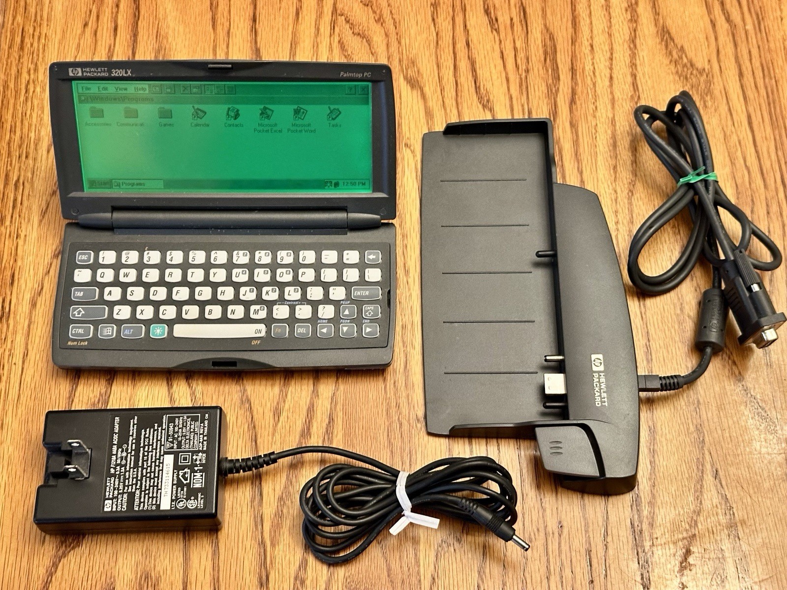 Hewlett Packard HP 320LX 4MB Palmtop PC VTG 1997 Win CE Handheld & Dock
