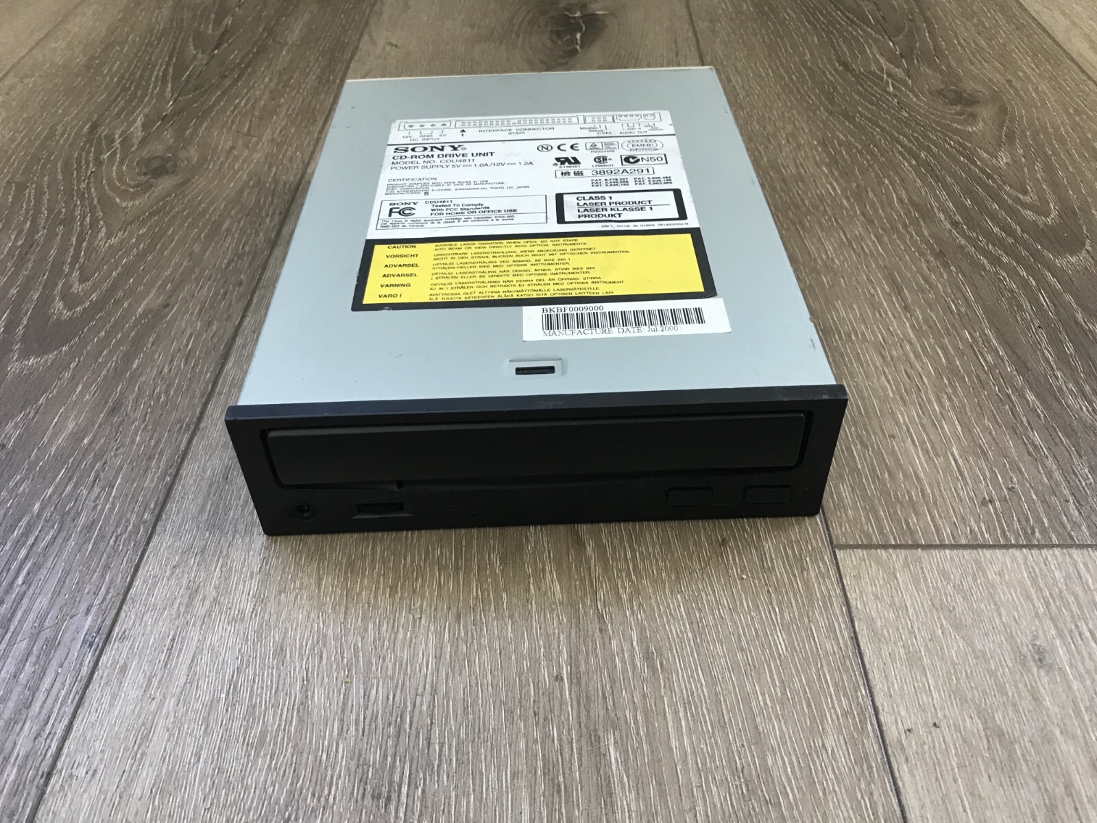 Sony CDU4811 5.25" IDE 48X CD-ROM DRIVE Black Bezel