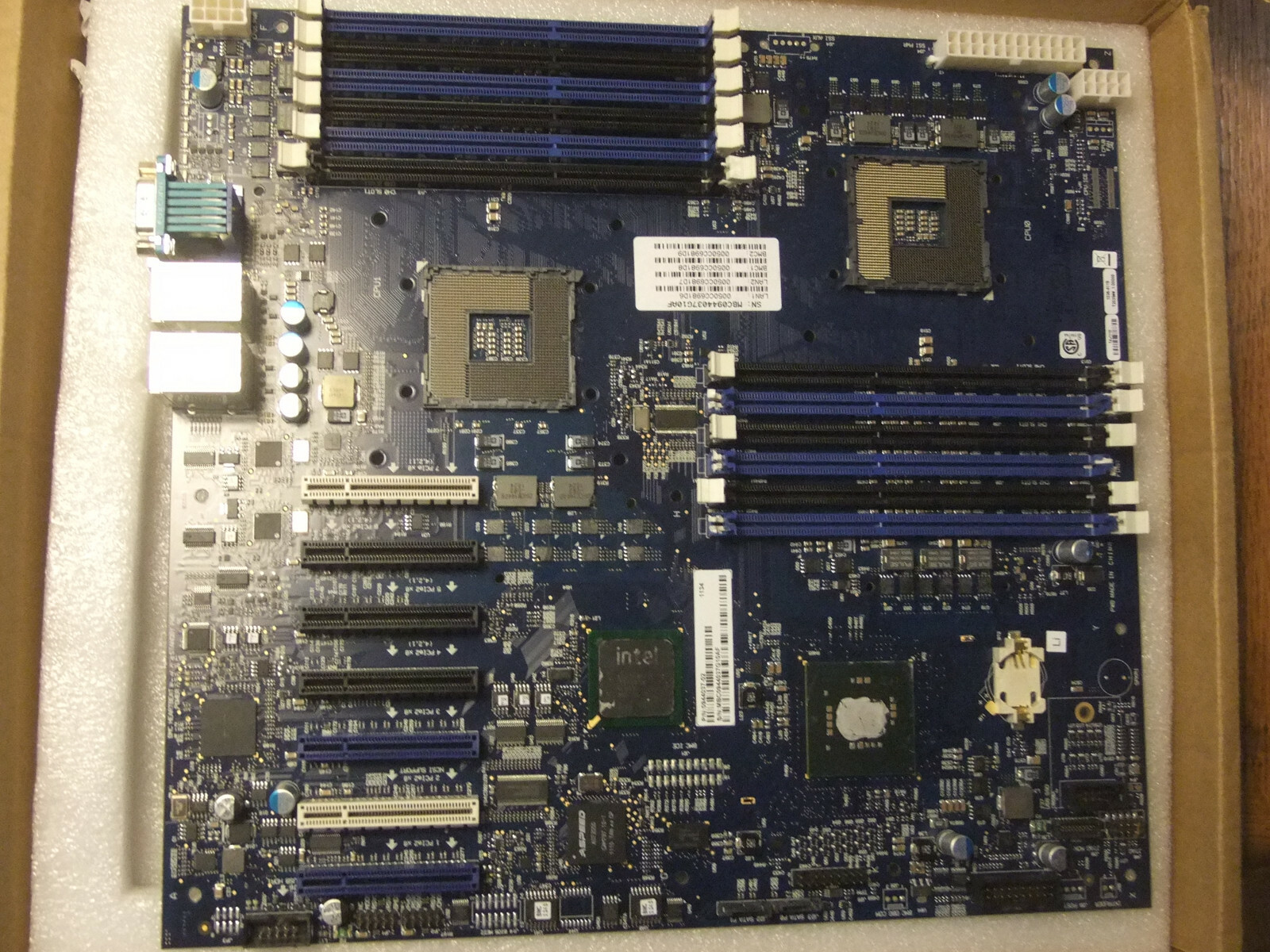 IBM/Xyratex Dual LGA1366 XEON E-ATX System Board/Motherboard P/N 0944037-02