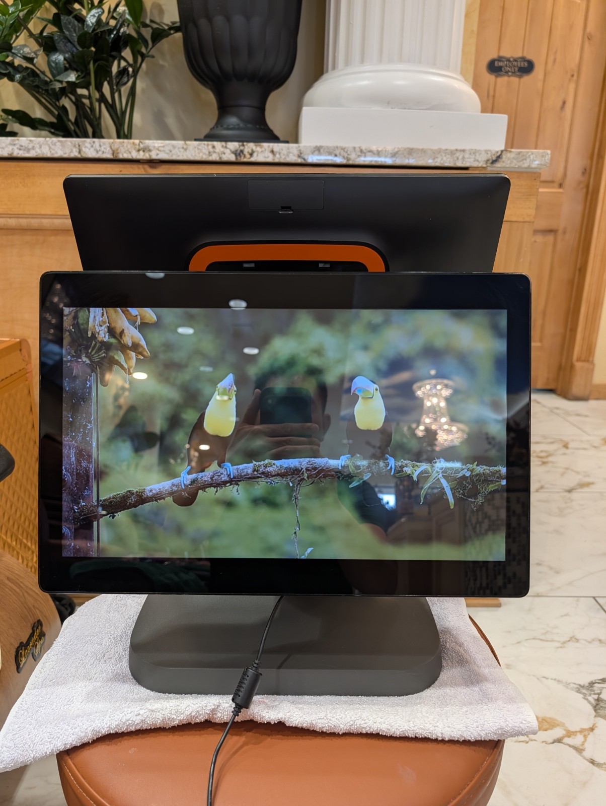 Vagaro T2lite  Dual Screen Android POS Terminal 15.6"  Full HD 1080 , RAM 2G /64