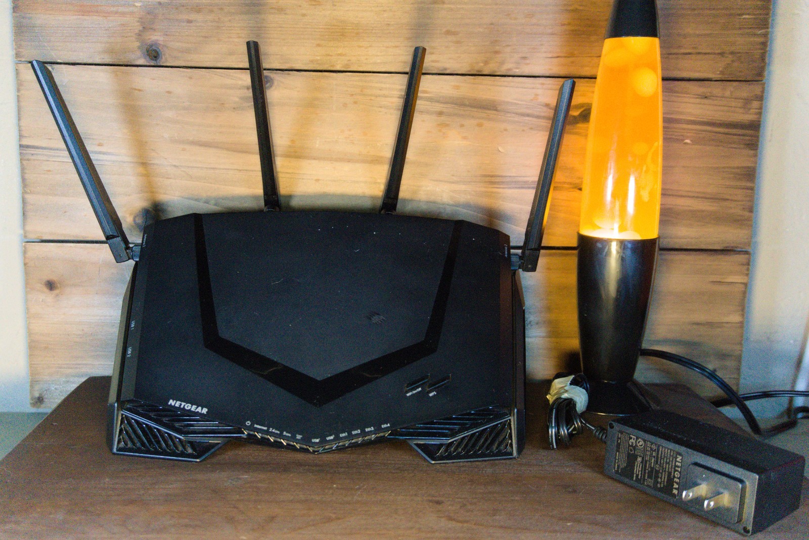 NETGEAR XR500-100NAS 4 Port Gaming Router (XR500100NAS)