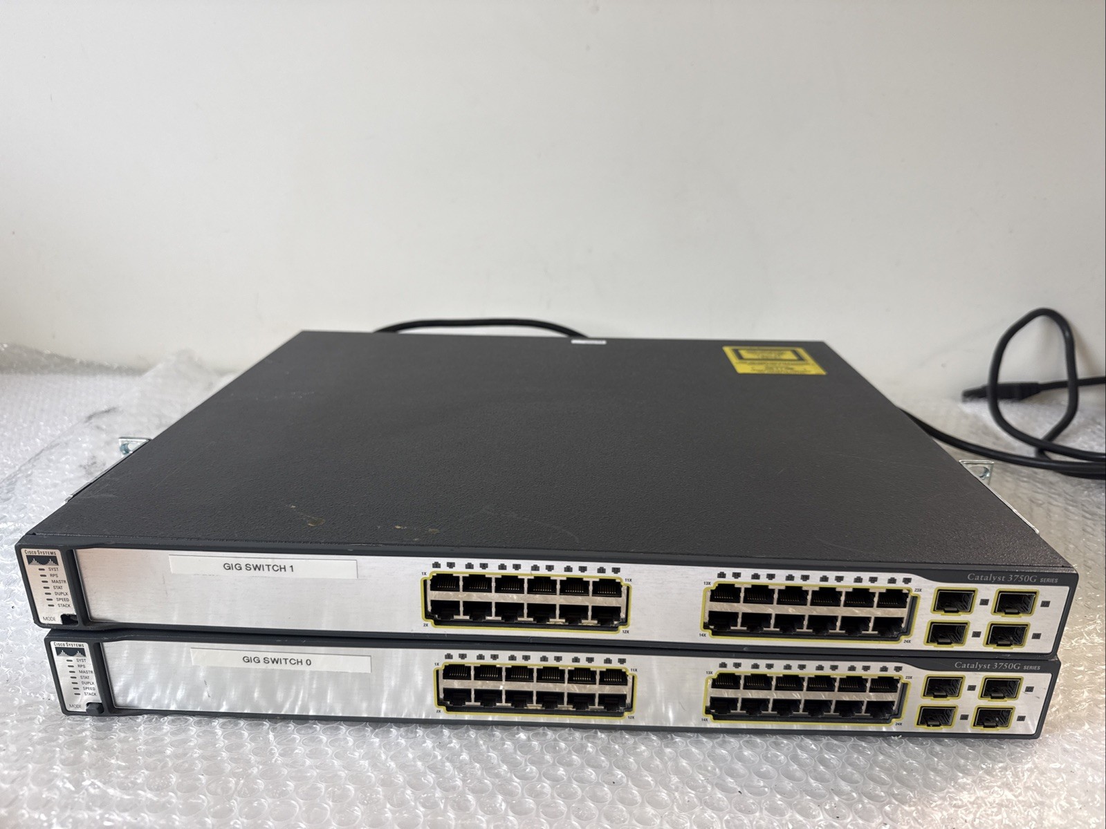 2X Cisco Catalyst 3750G 24-Port Gigabit Managed Switch P/N: WS-C3750G-24TS-S1U