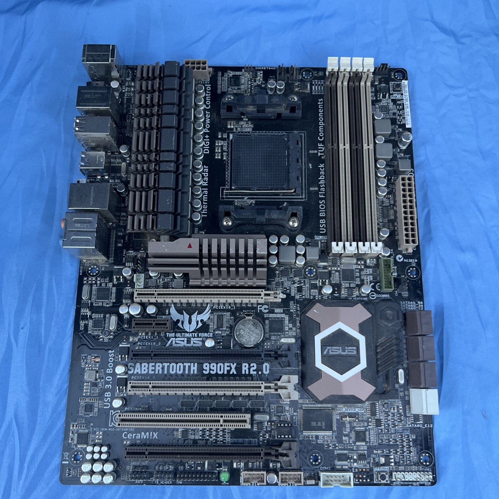 ASUS Sabertooth 990FX R2.0 Motherboard Socket AM3 Untested Parts Or Repairs #2