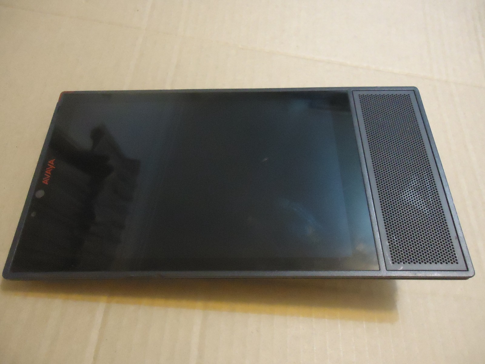 Avaya  Vantage  15     K 175    Multimedia Device