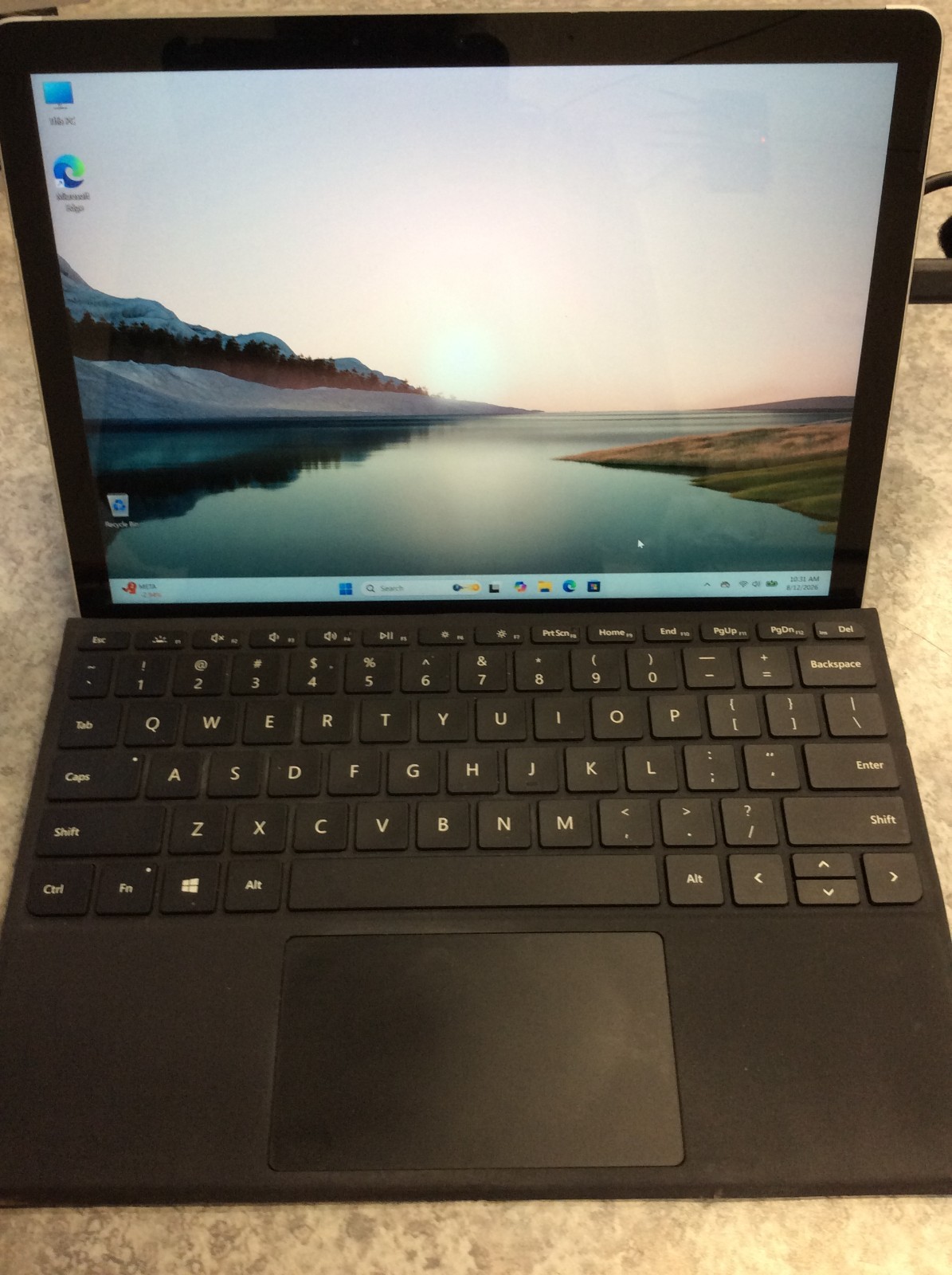 Microsoft Surface Go 2 1926 Intel m3 8100Y, 4GB, 64GB Win 11 USB C Charger