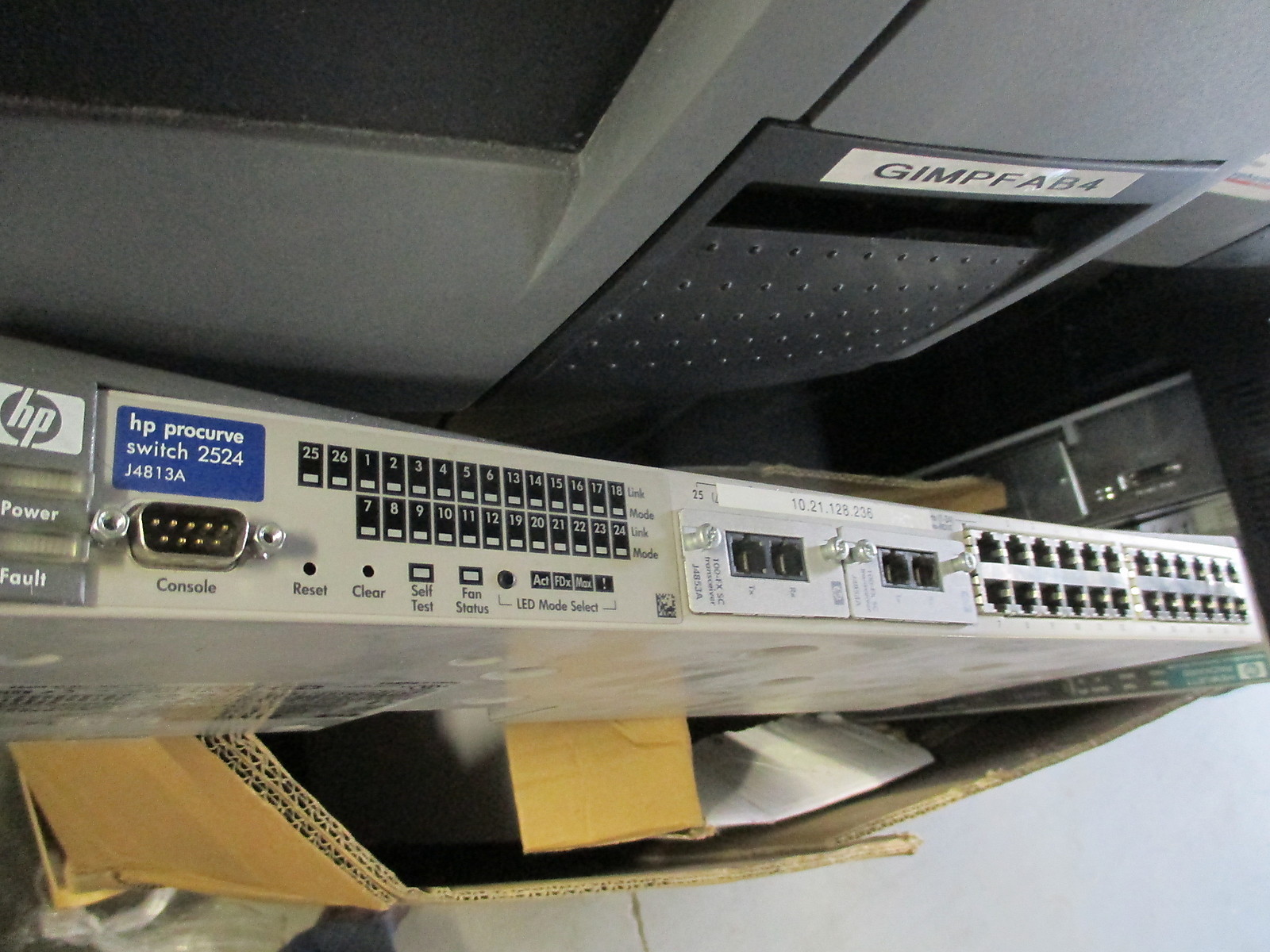 HP Procurve Switch 2524 J4813A 24 Port Managed 10/100 Ethernet Switch + 2x J4853