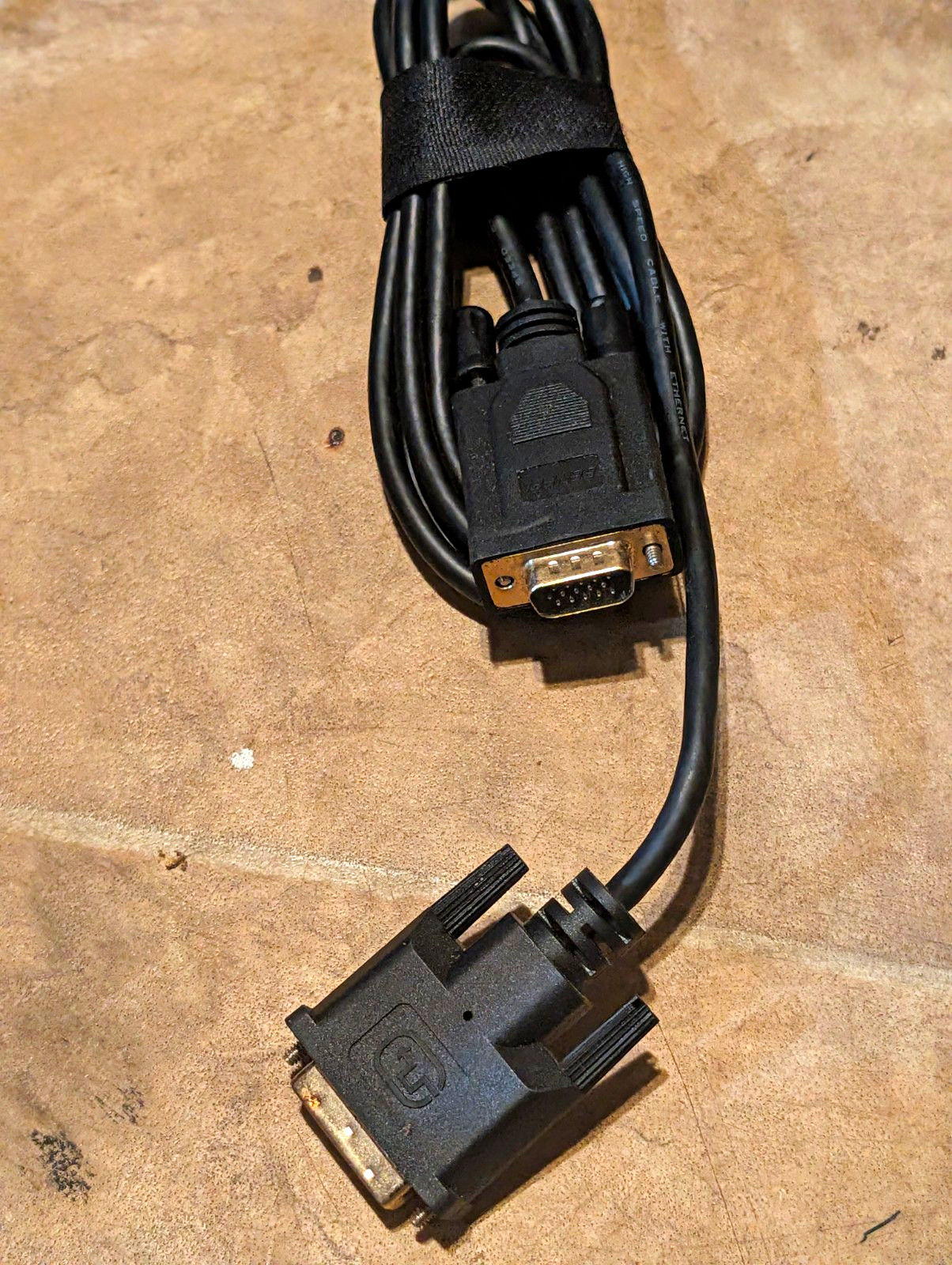 VGA/SVGA D-Sub Male to DVI-D Single Link Male Cable, 6 ft, Black (124)