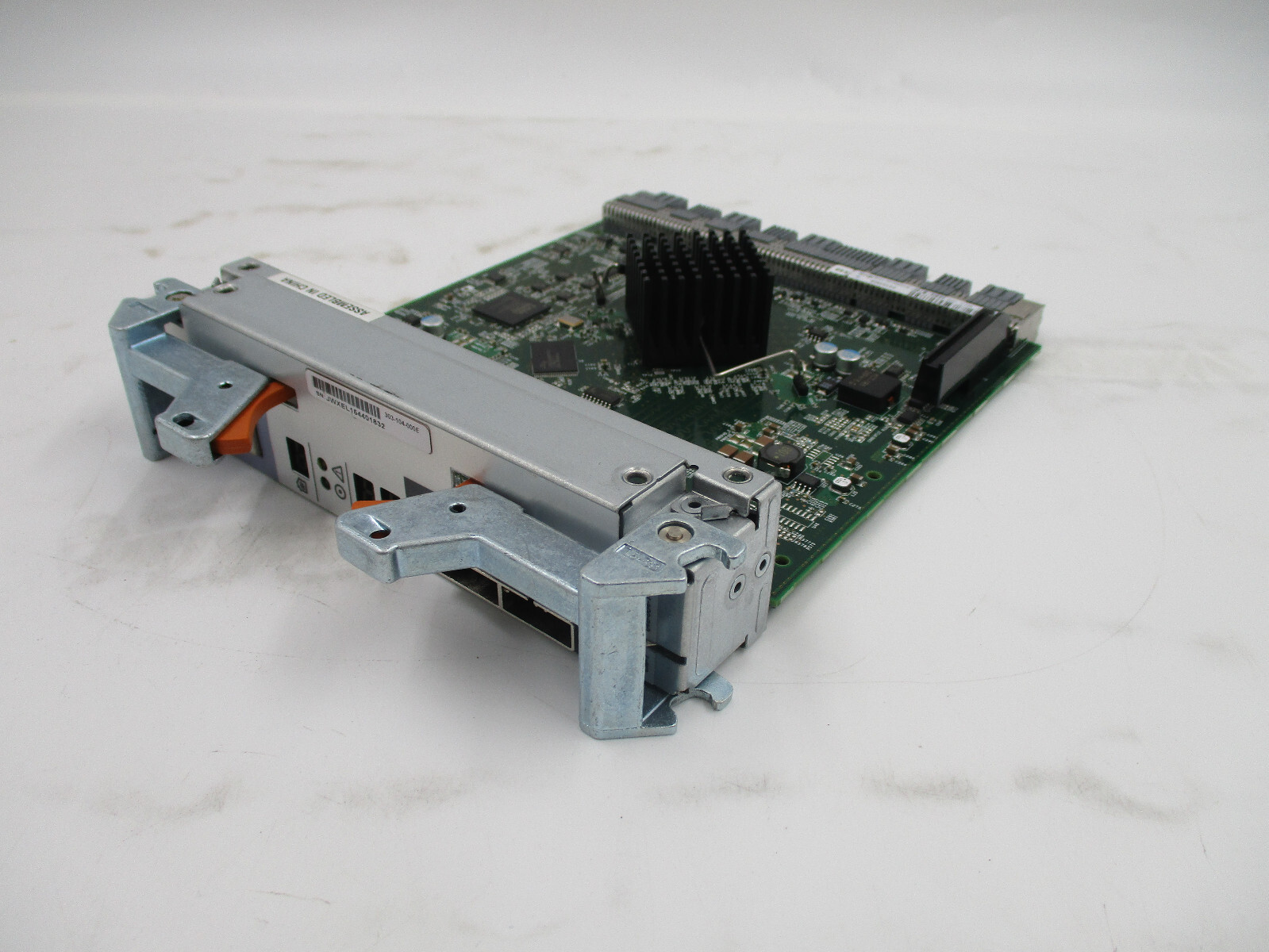 EMC 6GB SAS LCC Network Controller Module P/N: 303-104-000E Tested Working