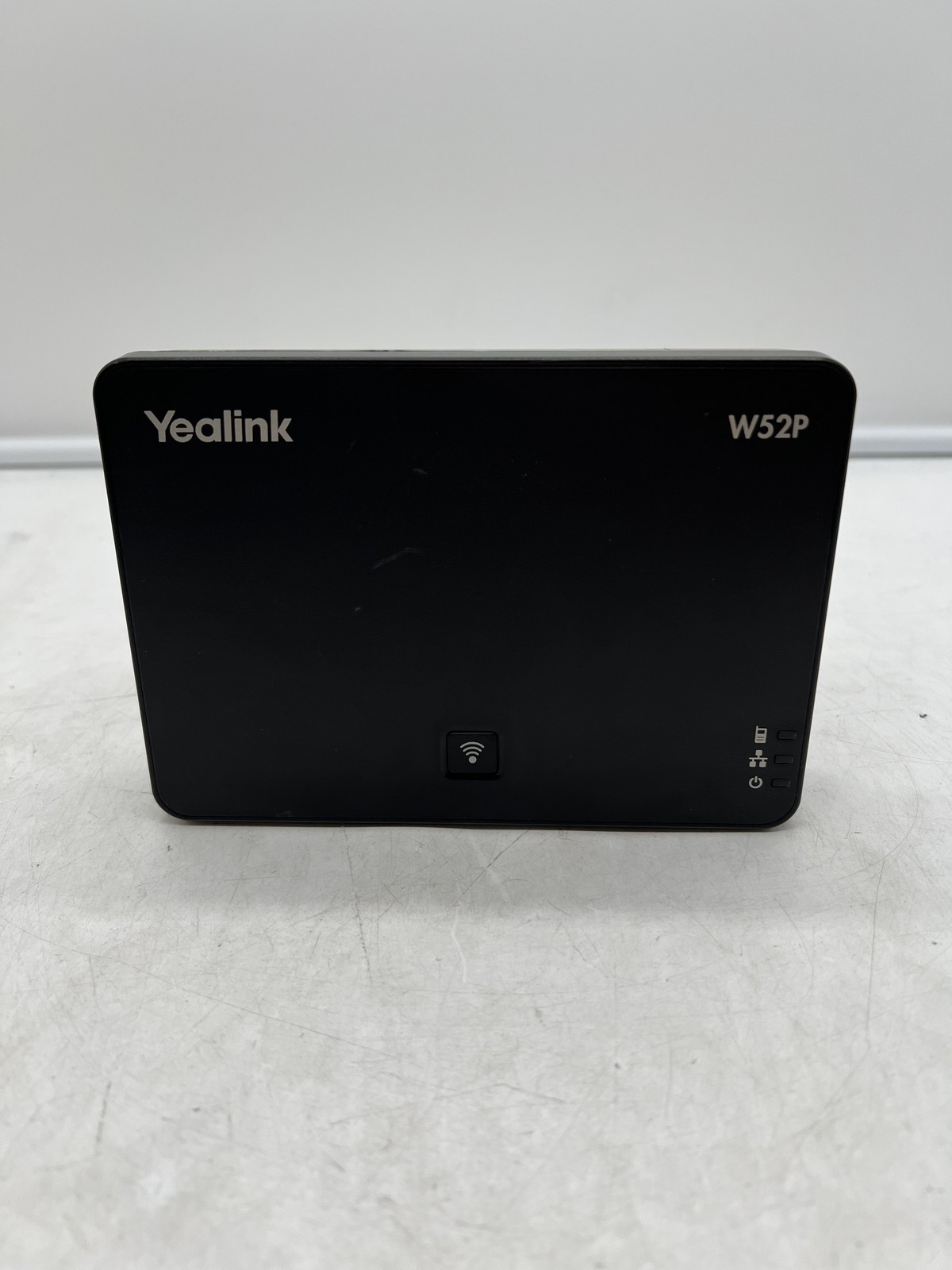 Yealink W52P IP DECT Phone Wireless Base Station NO AC Adapter 