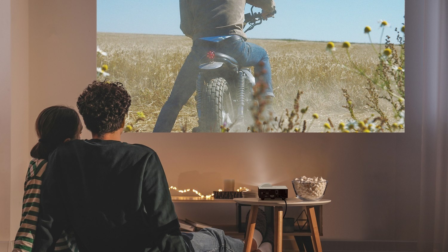 Optoma ML1050STi - Ultra compact LED projector