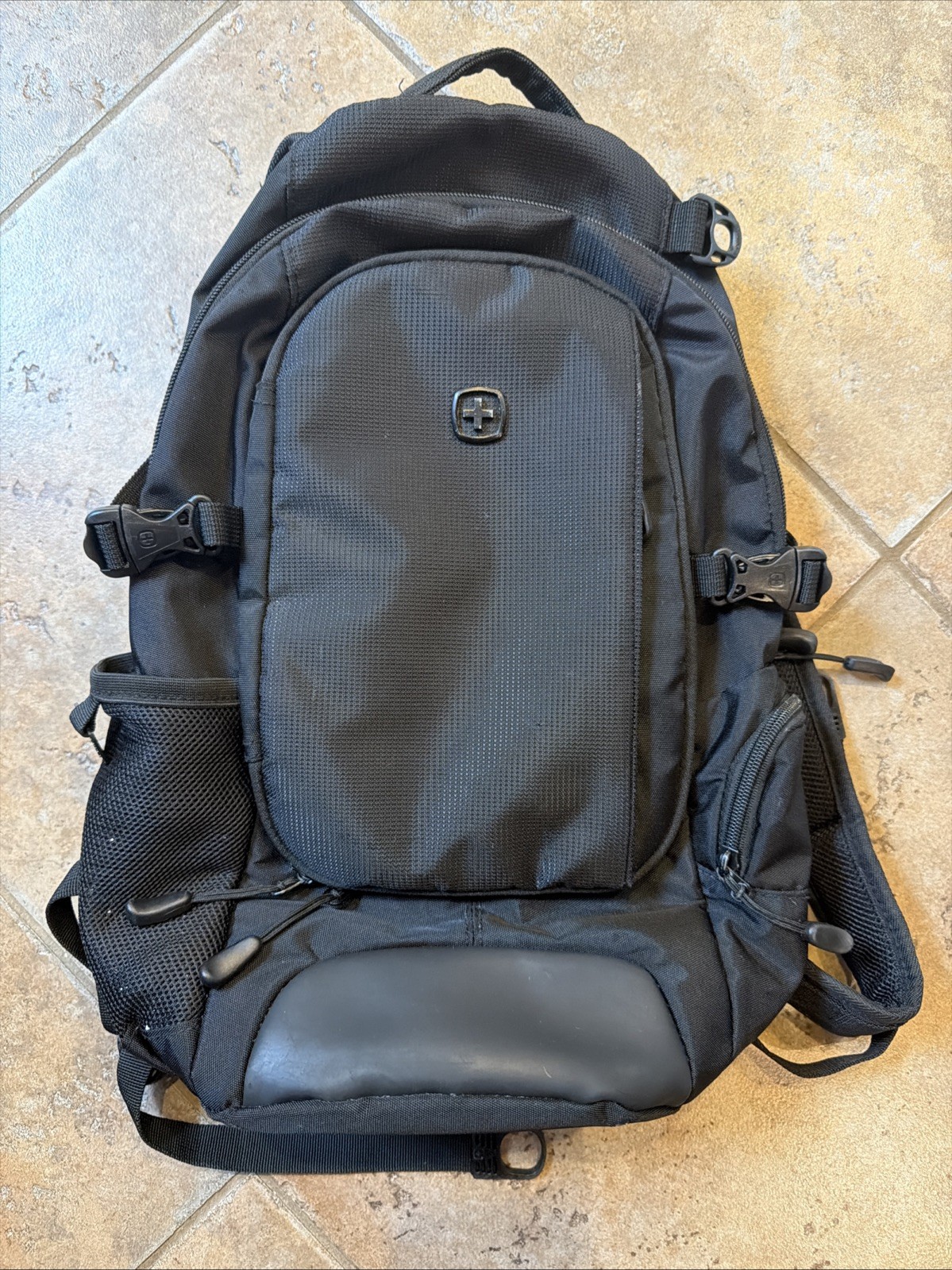Swiss Gear 18 City Compact Narrow Backpack Black Tablet Compartment Pockets