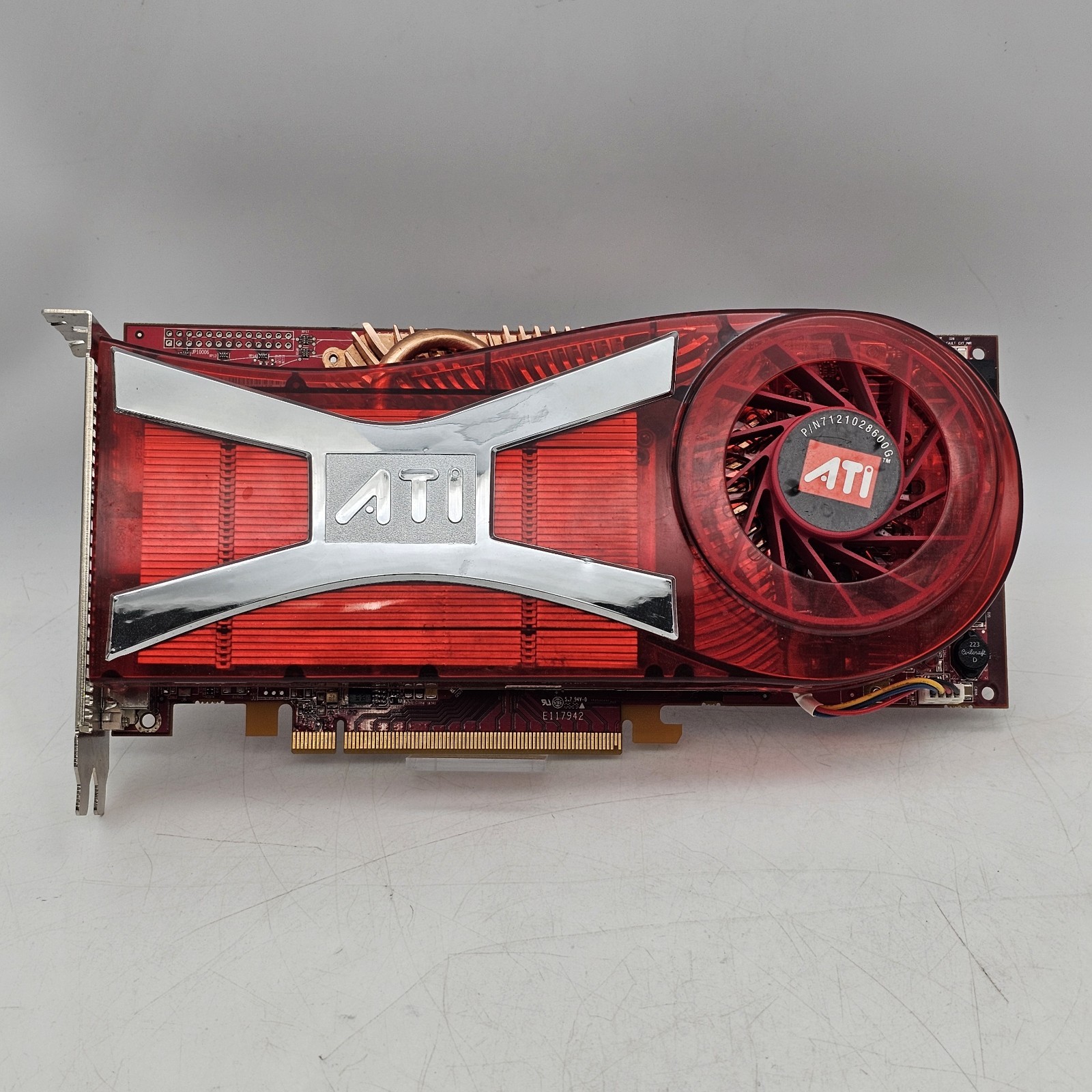 Vintage ATI Radeon X1950XTX 512 MB GDDR4 PCIE Graphics Card Rare Retro