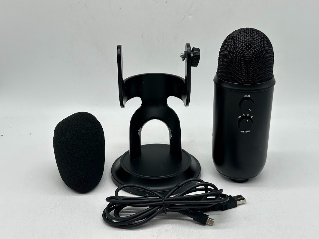 Logitech for Creators Blue Microphones Yeti USB Microphone (Blackout)