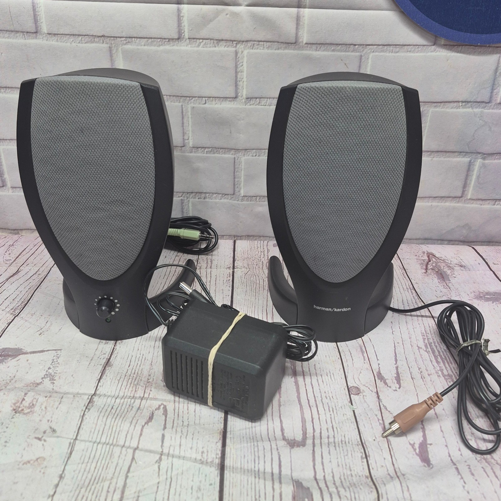 Harman Kardon HK195 Computer Speakers Black Grey Multimedia Desktop Audio Set
