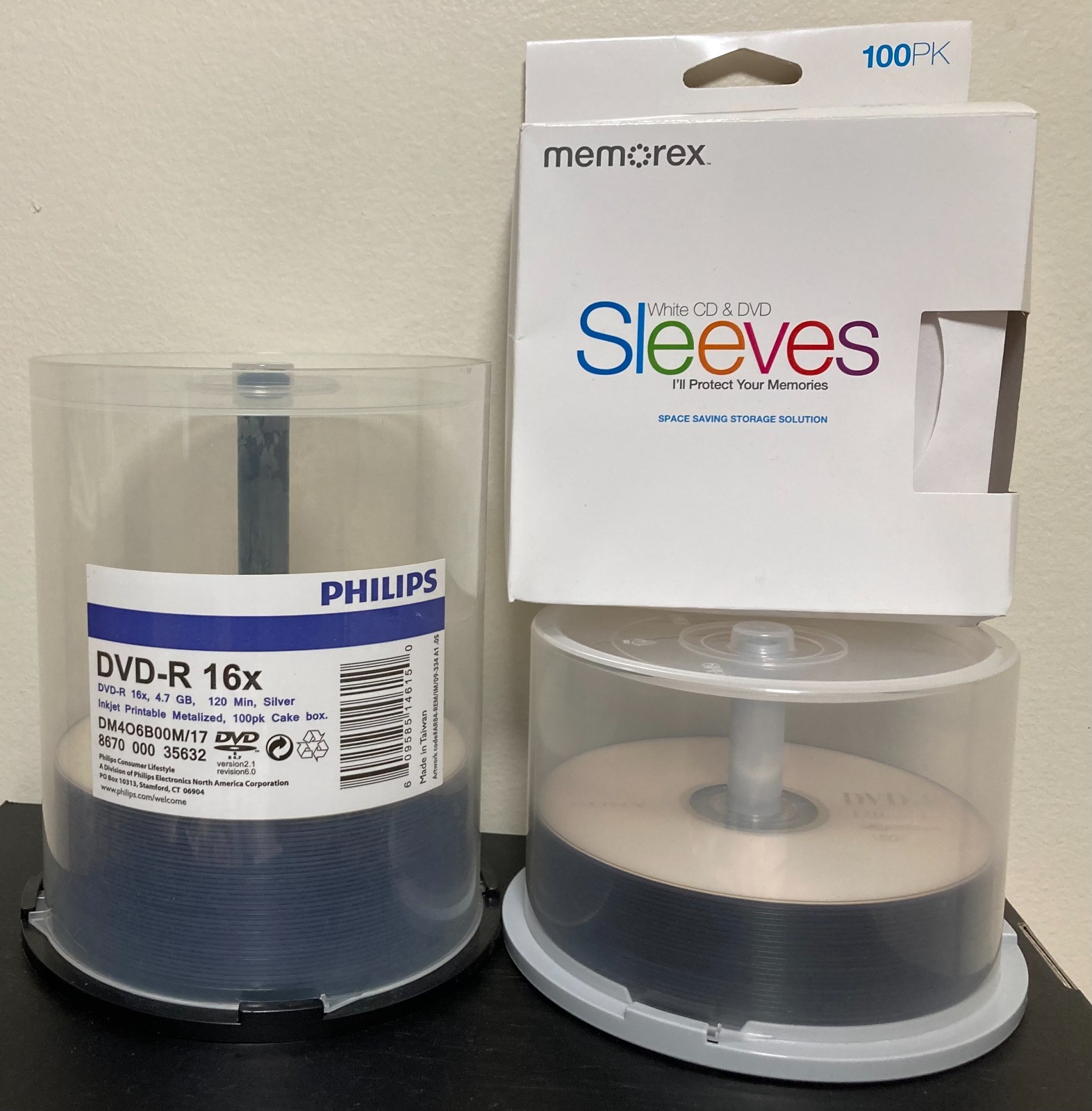 59 DVD-R Sony (24 ct.), Philips Inkjet Printable (35 ct.), 50 Memorex Sleeves