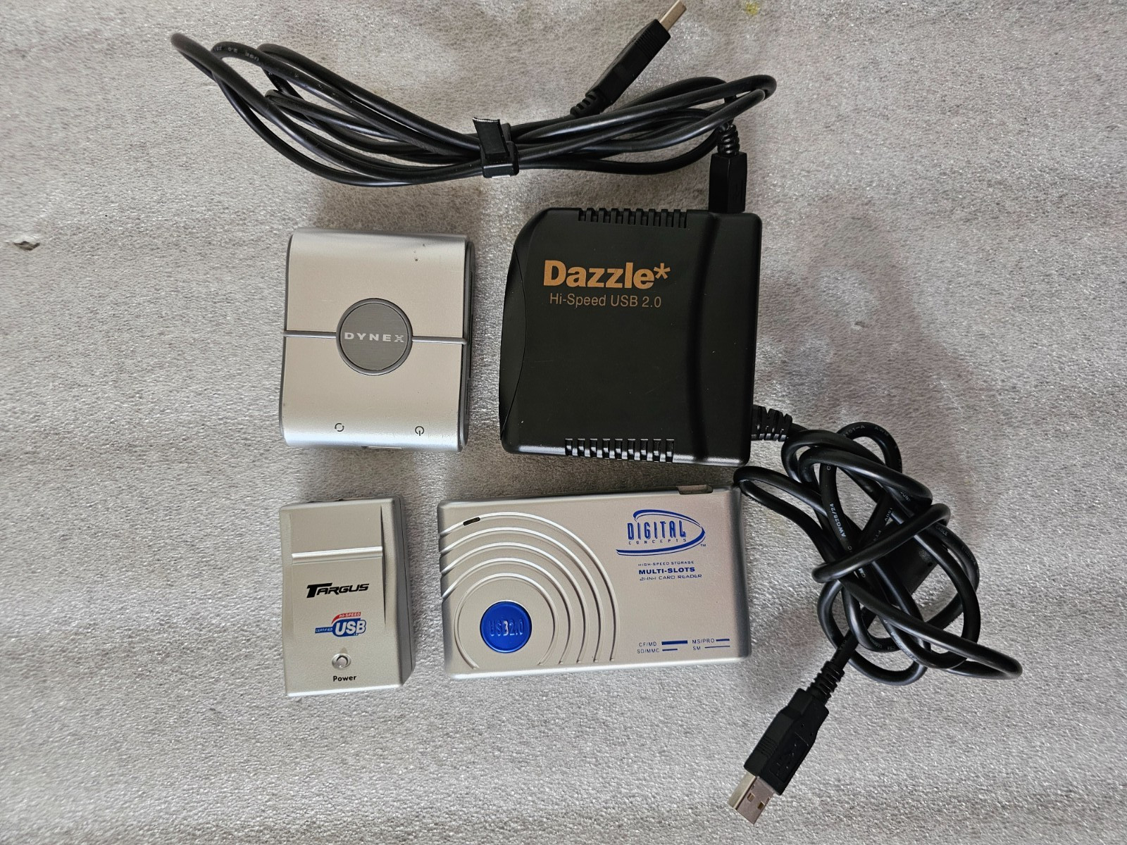 USB 2.0 Computer Access. Lot Targus Dazzle Zio Dynex Card Readers Vintage/Retro