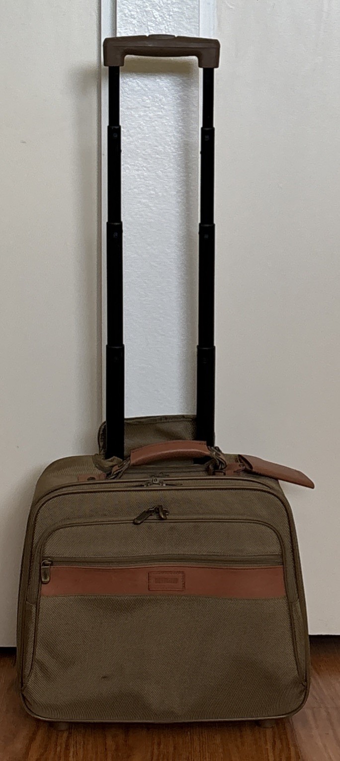 HARTMANN Intensity Belting Upright Wheeled Carry on Laptop Briefcase Overnighter