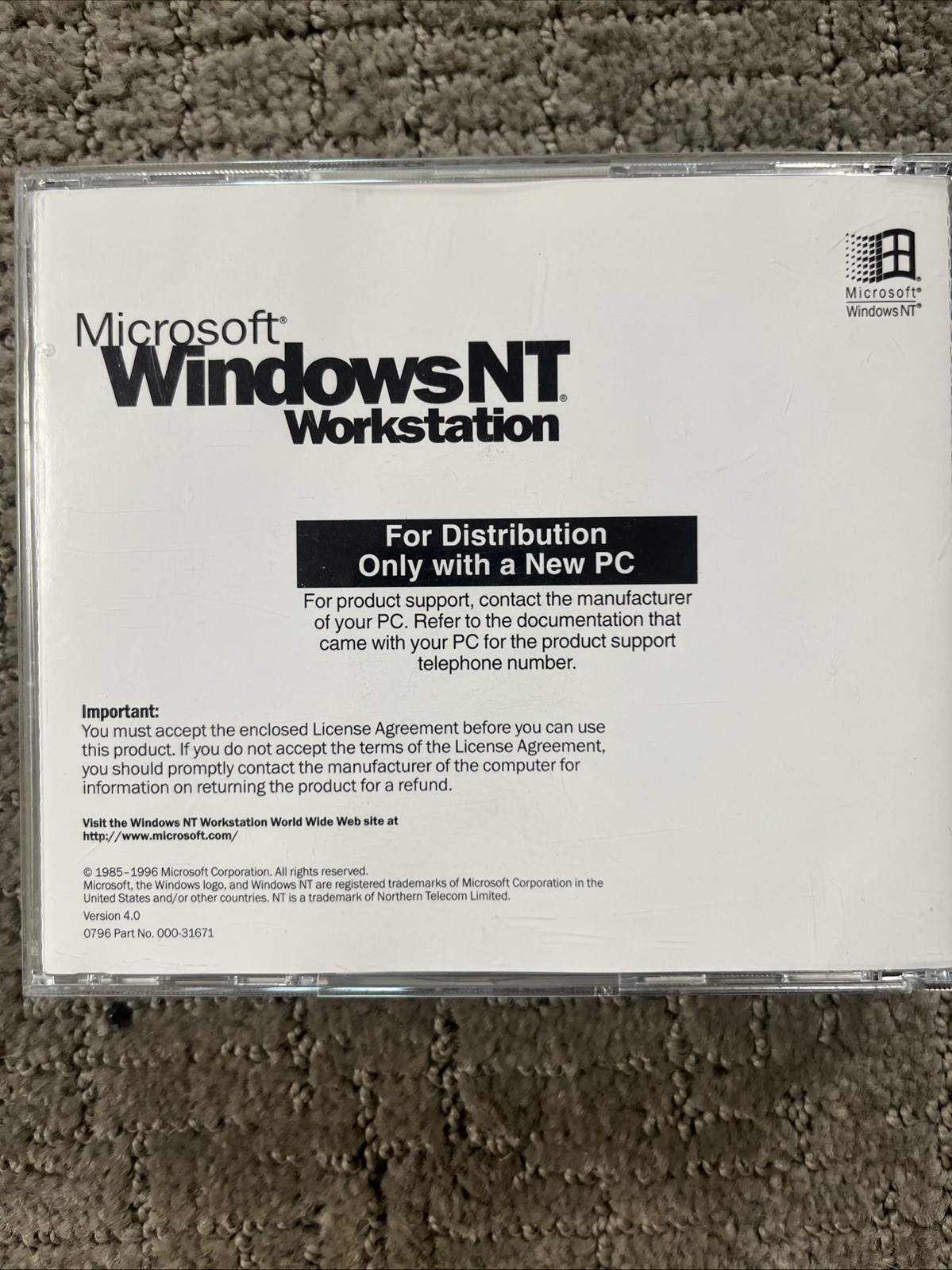 Microsoft Windows NT Workstation 4.0 1-2 Processor Edition 1985-1996 Vintage