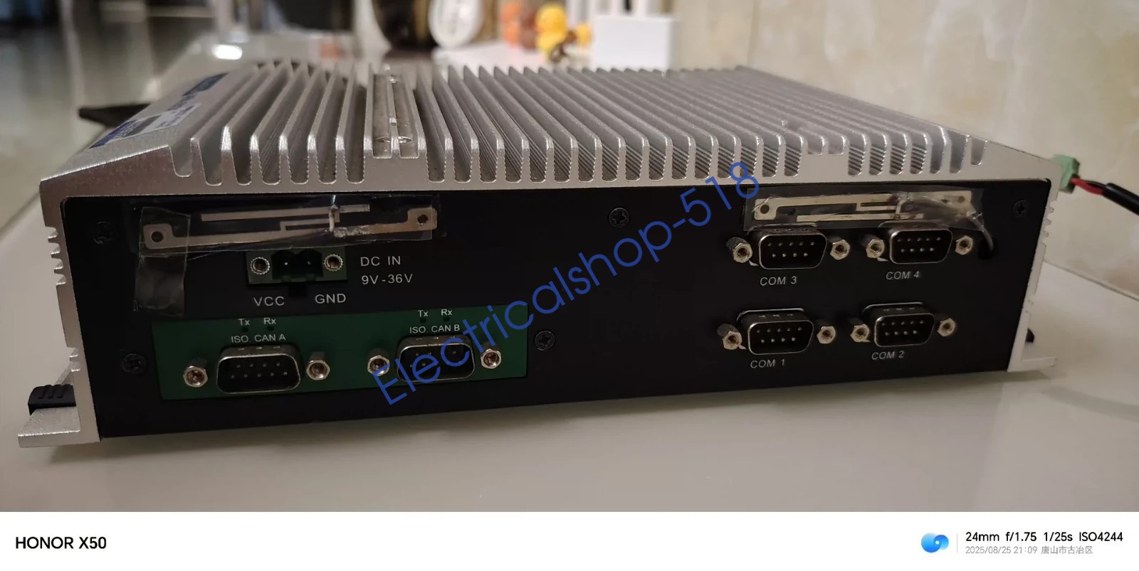 1 high-quality Advantech ARK-2121L-U0A2E Industrial Computer DHL/FedEx